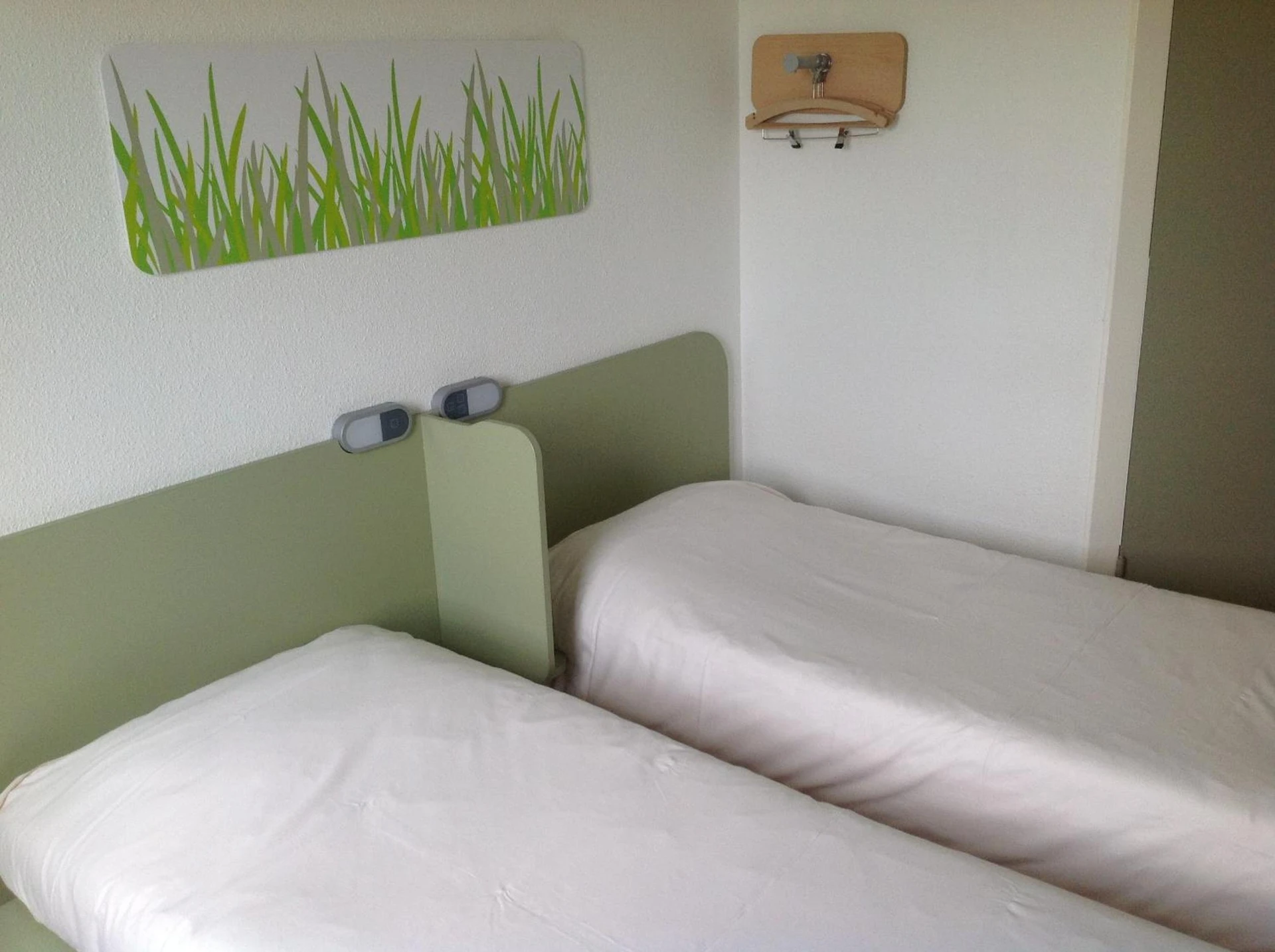 Chambre disponible pour un séminaire d'entreprise à ibis budget Orgeval - Orgeval
