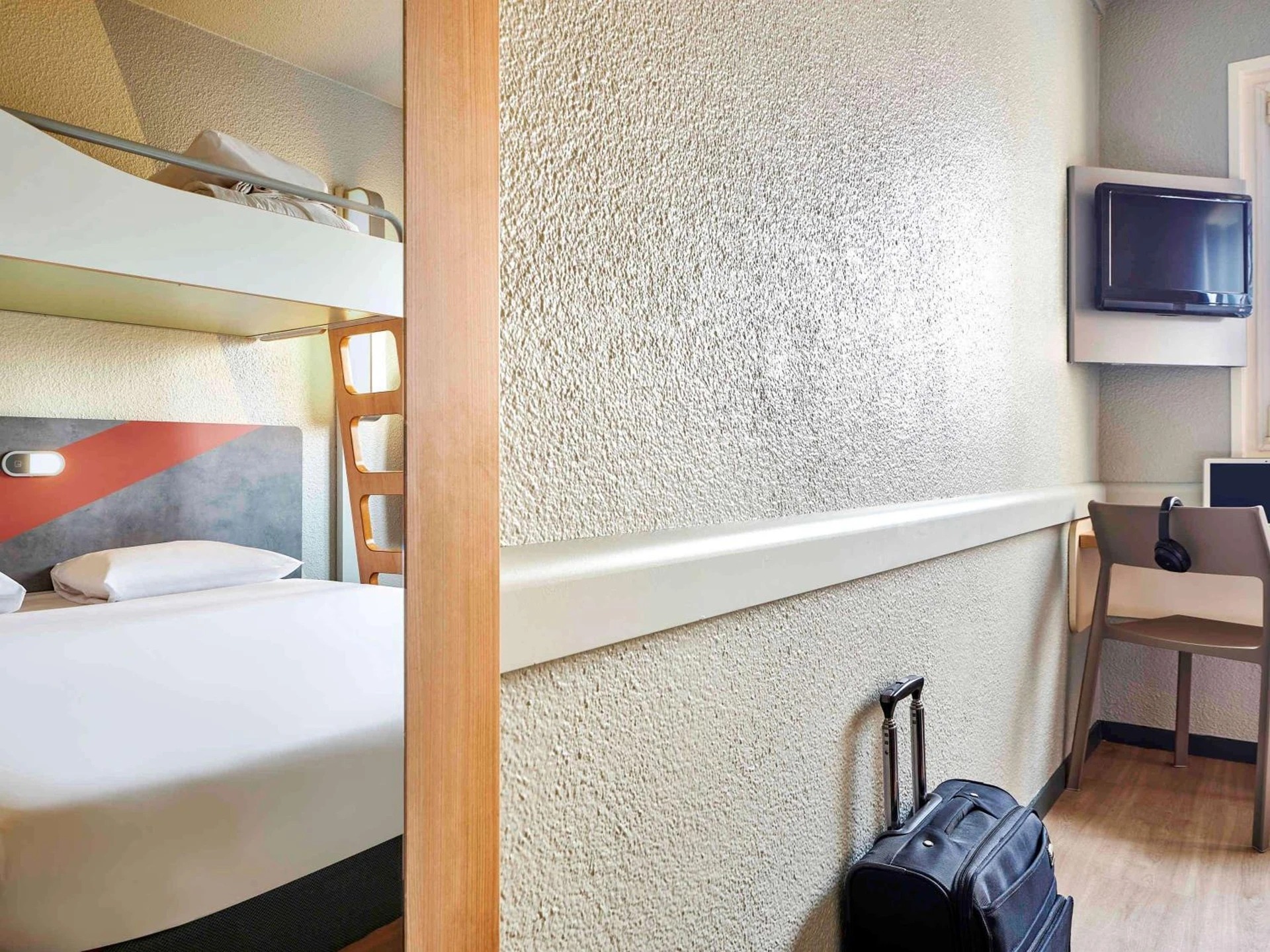 Chambre disponible pour un séminaire d'entreprise à ibis budget Paris Porte d'Aubervilliers - Aubervilliers