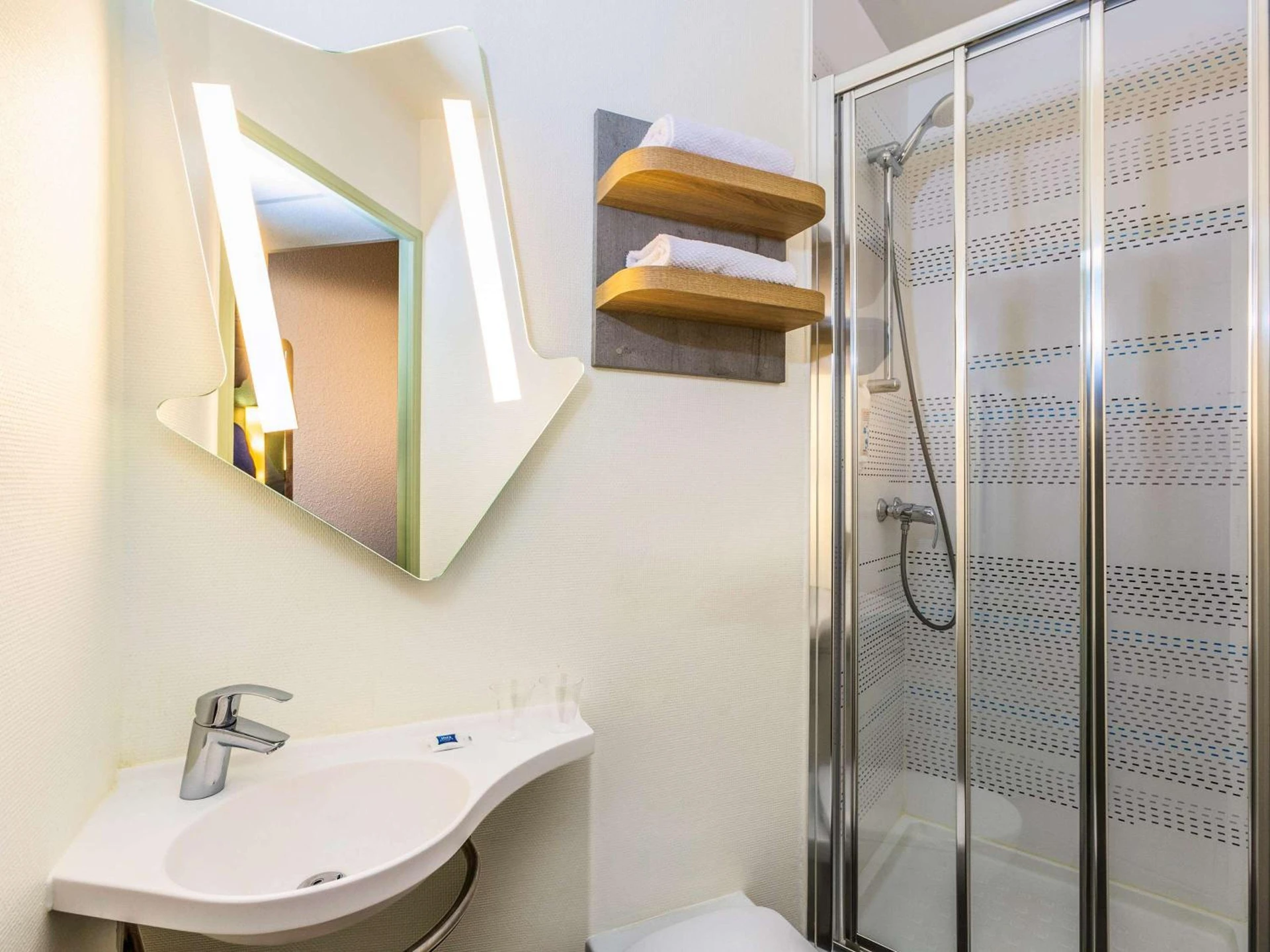 Magnifique chambre pour un séminaire d'entreprise à ibis budget Paris Porte d'Italie Est - Le Kremlin-Bicêtre
