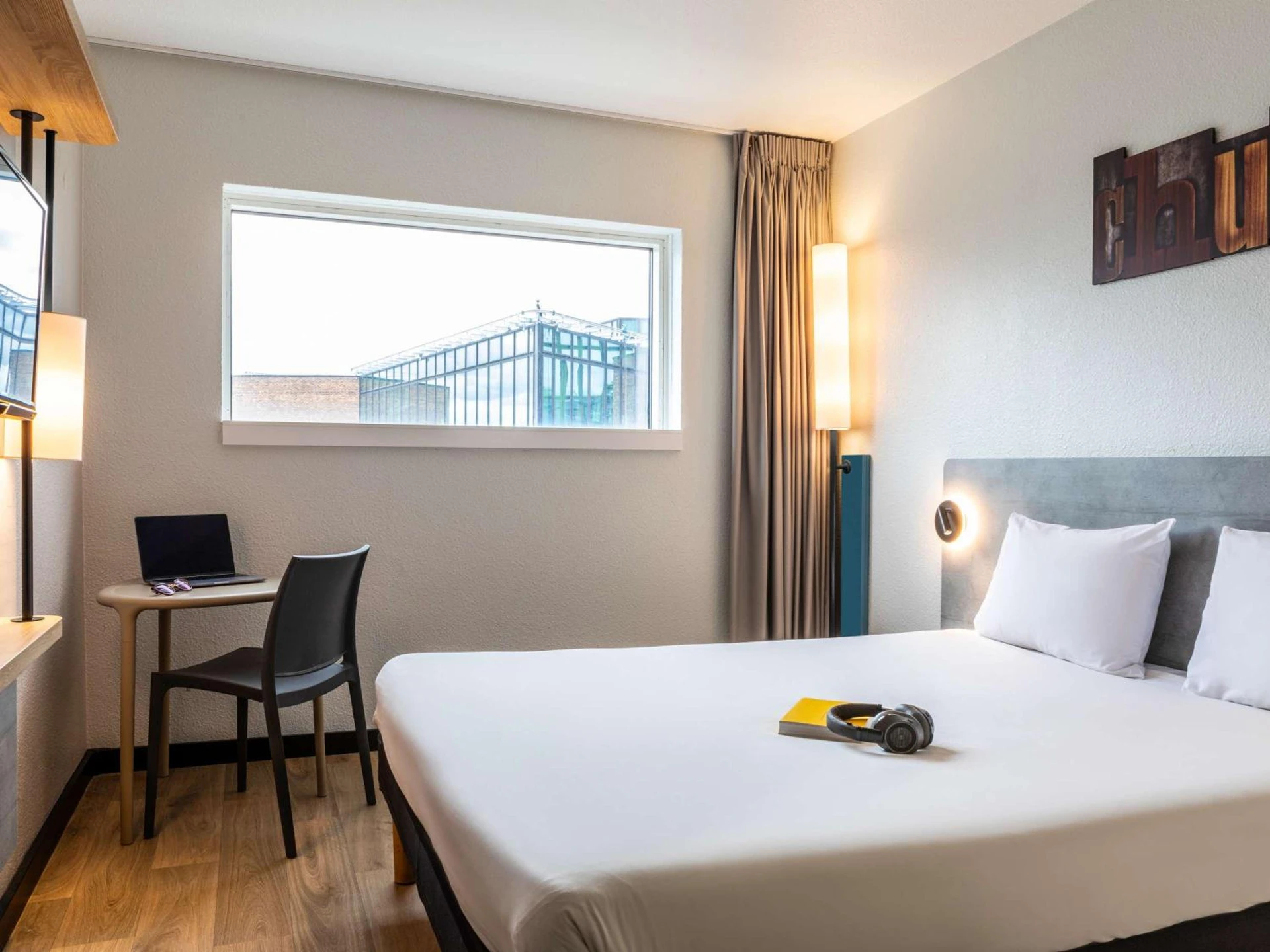 Chambre disponible pour un séminaire d'entreprise à ibis budget Paris Porte de Montreuil - Montreuil