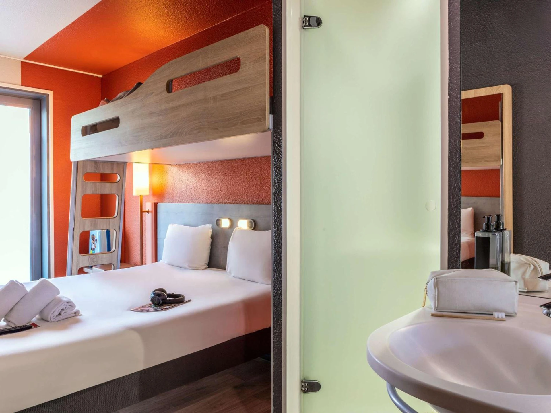 Magnifique chambre pour un séminaire d'entreprise à ibis budget Paris Porte de Pantin - Pantin