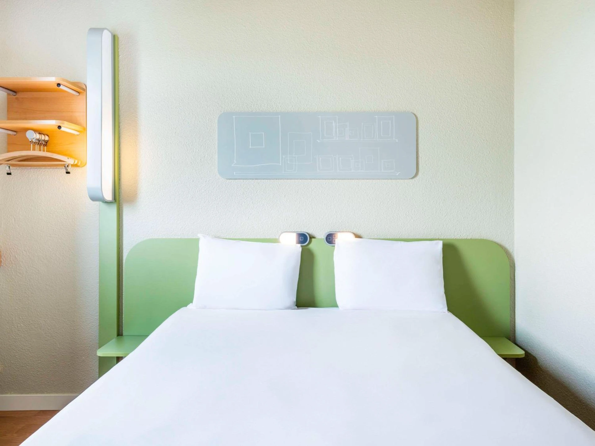 Magnifique chambre pour un séminaire d'entreprise à ibis budget Paris Porte de Bercy - Charenton-le-Pont