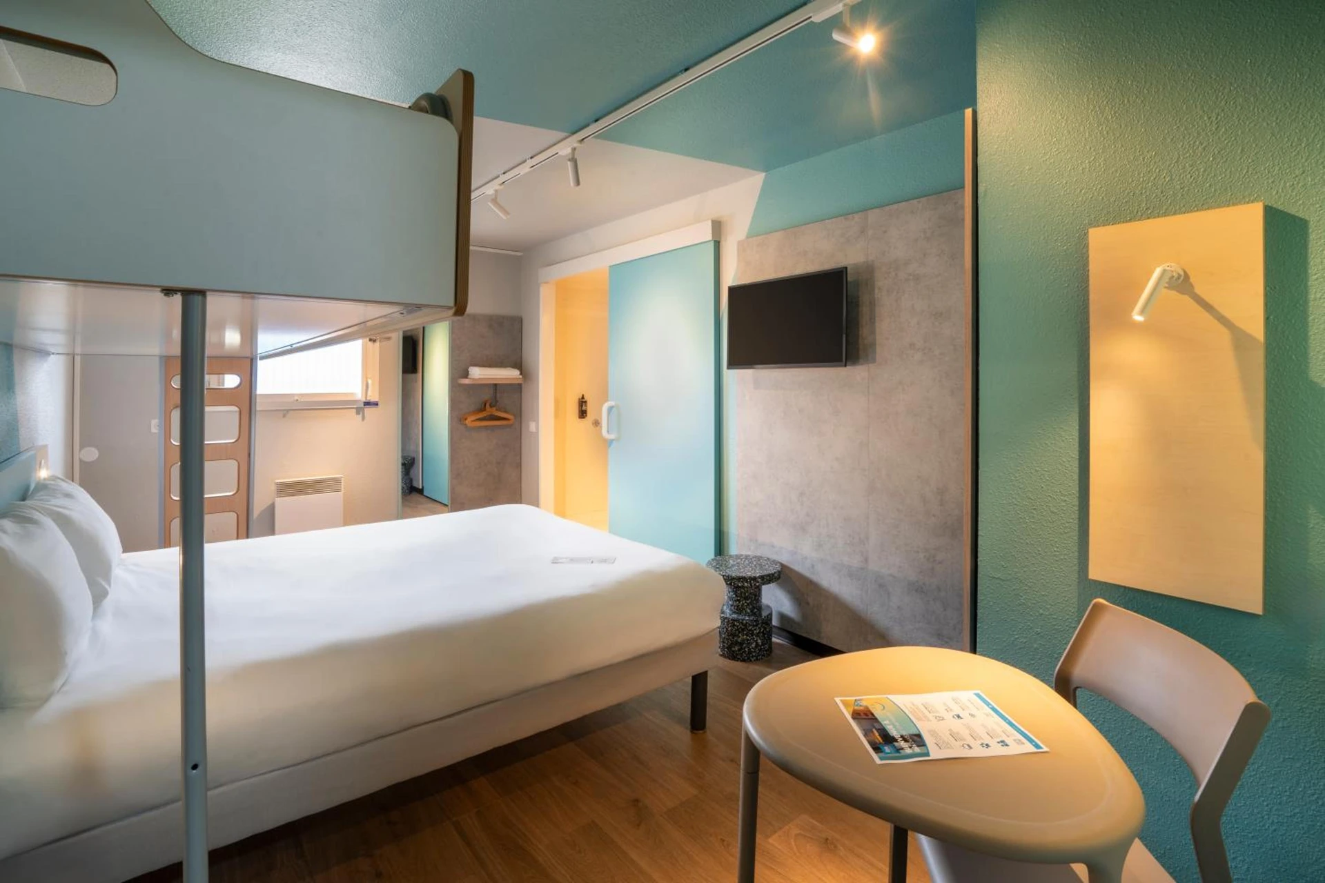 Chambre disponible pour un séminaire d'entreprise à ibis budget Rennes Chantepie - Hôtel rénové - Chantepie