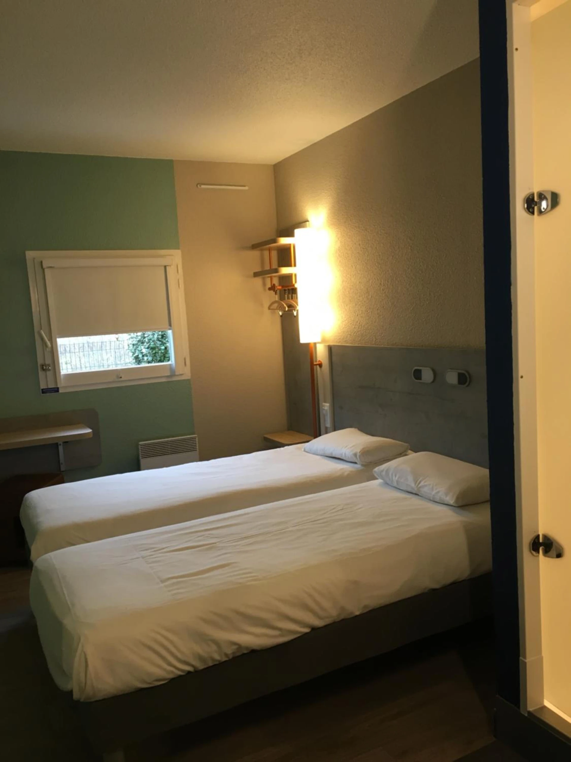 Chambre disponible pour un séminaire d'entreprise à ibis budget Rochefort - Rochefort