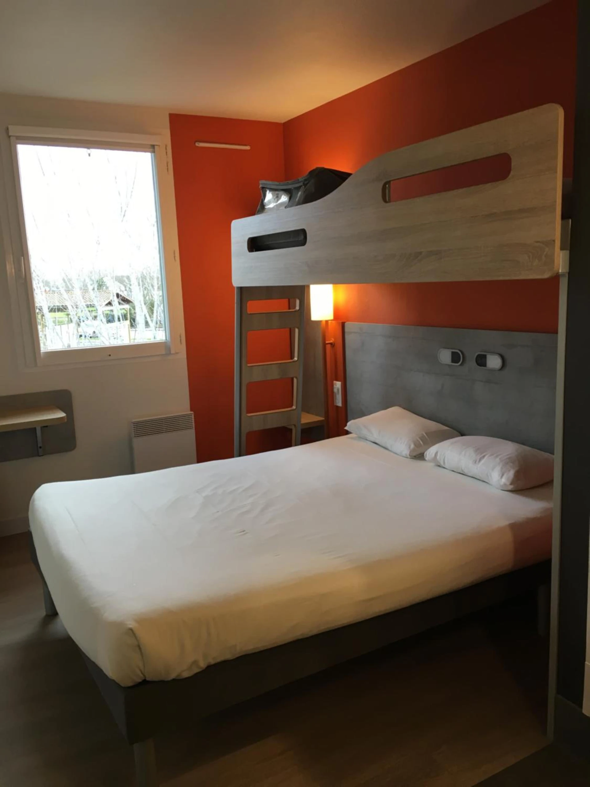 Chambre disponible pour un séminaire d'entreprise à ibis budget Rochefort - Rochefort
