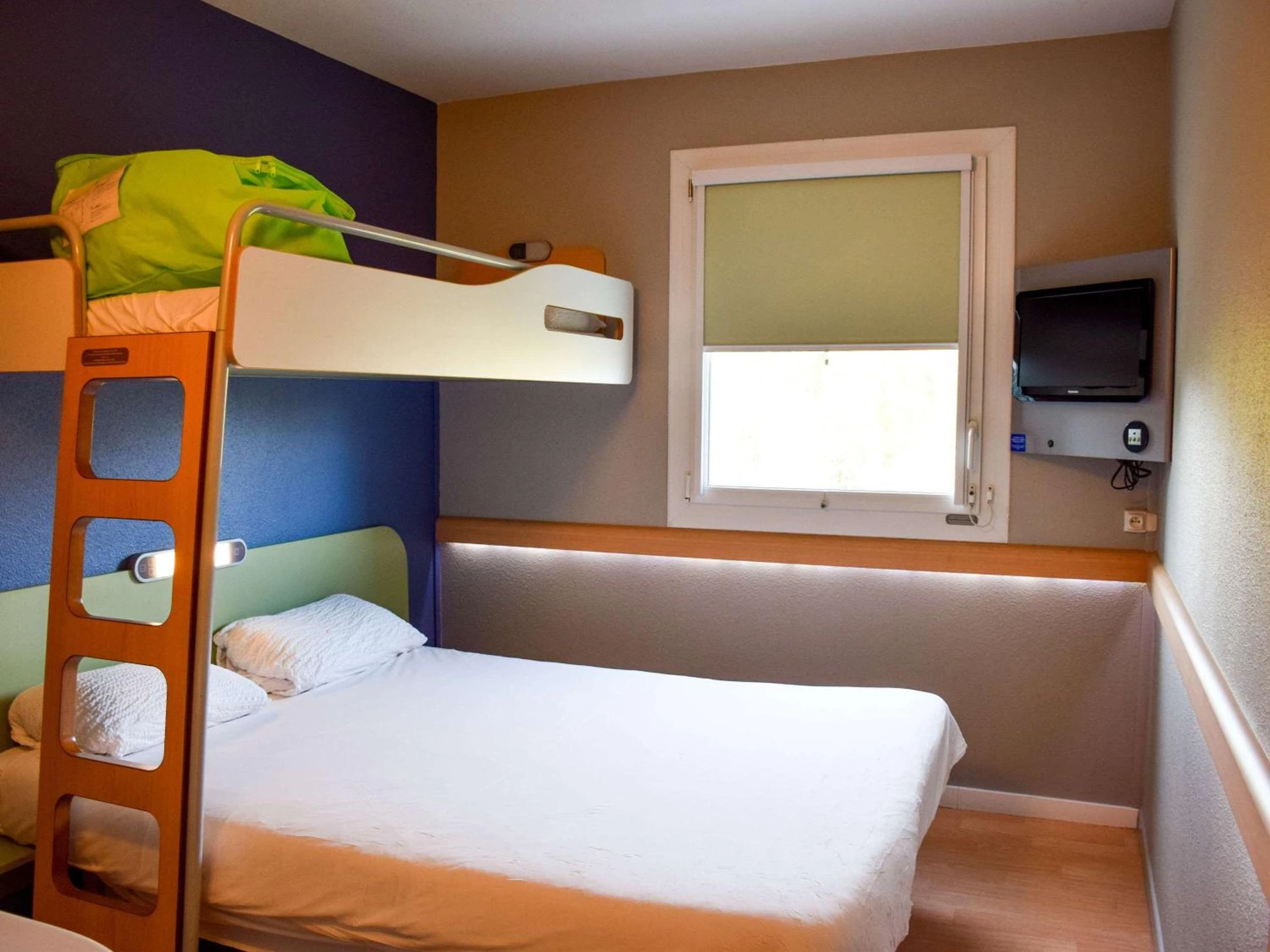 Chambre disponible pour un séminaire d'entreprise à ibis budget Rodez - Rodez