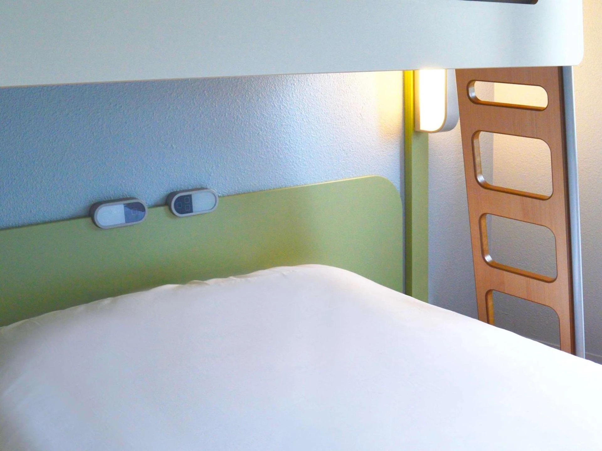 Chambre disponible pour un séminaire d'entreprise à ibis budget Rouen Nord Isneauville - Isneauville