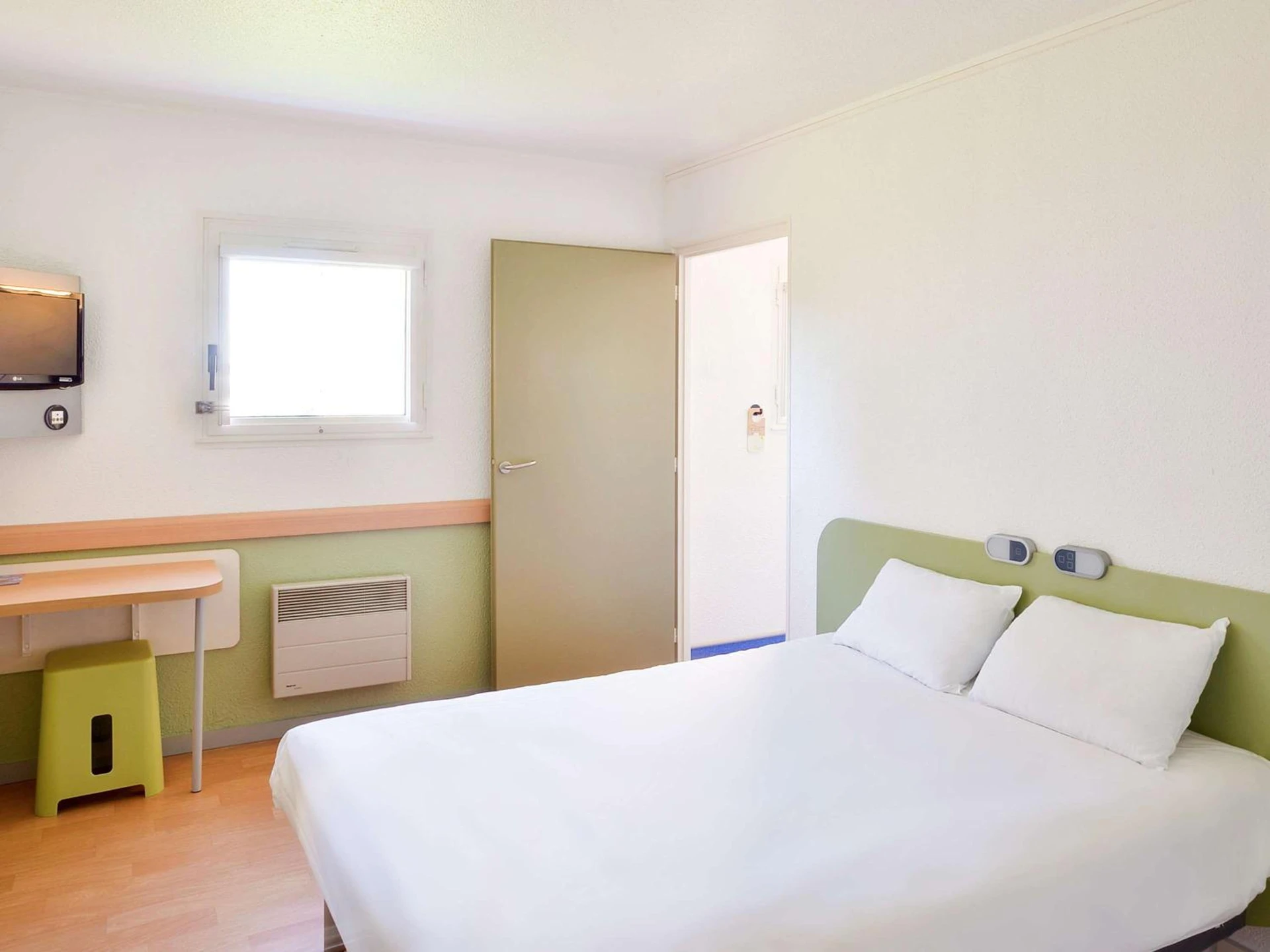 Chambre disponible pour un séminaire d'entreprise à Ibis budget Saint-Étienne stade - Saint-Étienne