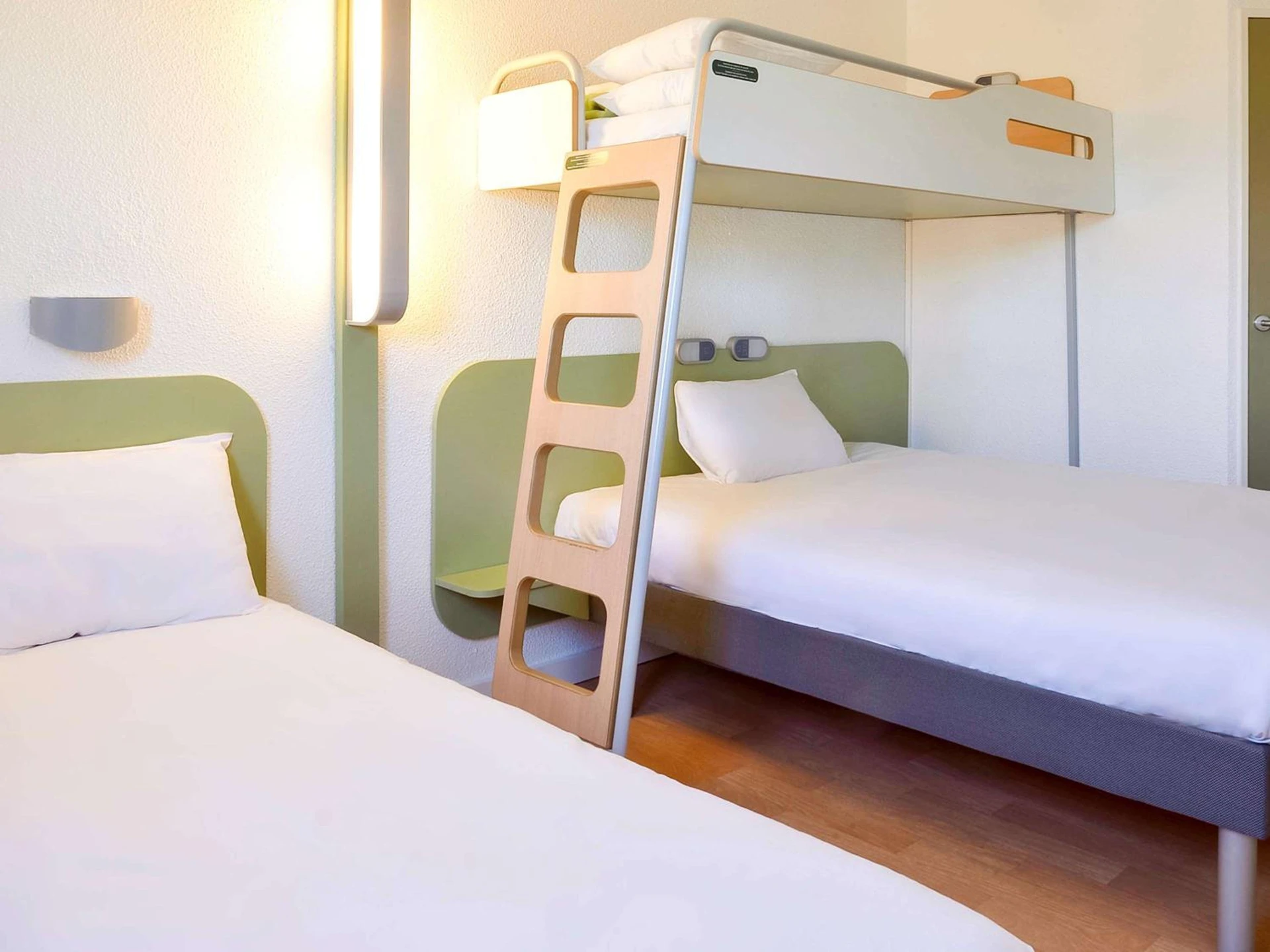 Chambre disponible pour un séminaire d'entreprise à Ibis budget Saint-Étienne stade - Saint-Étienne