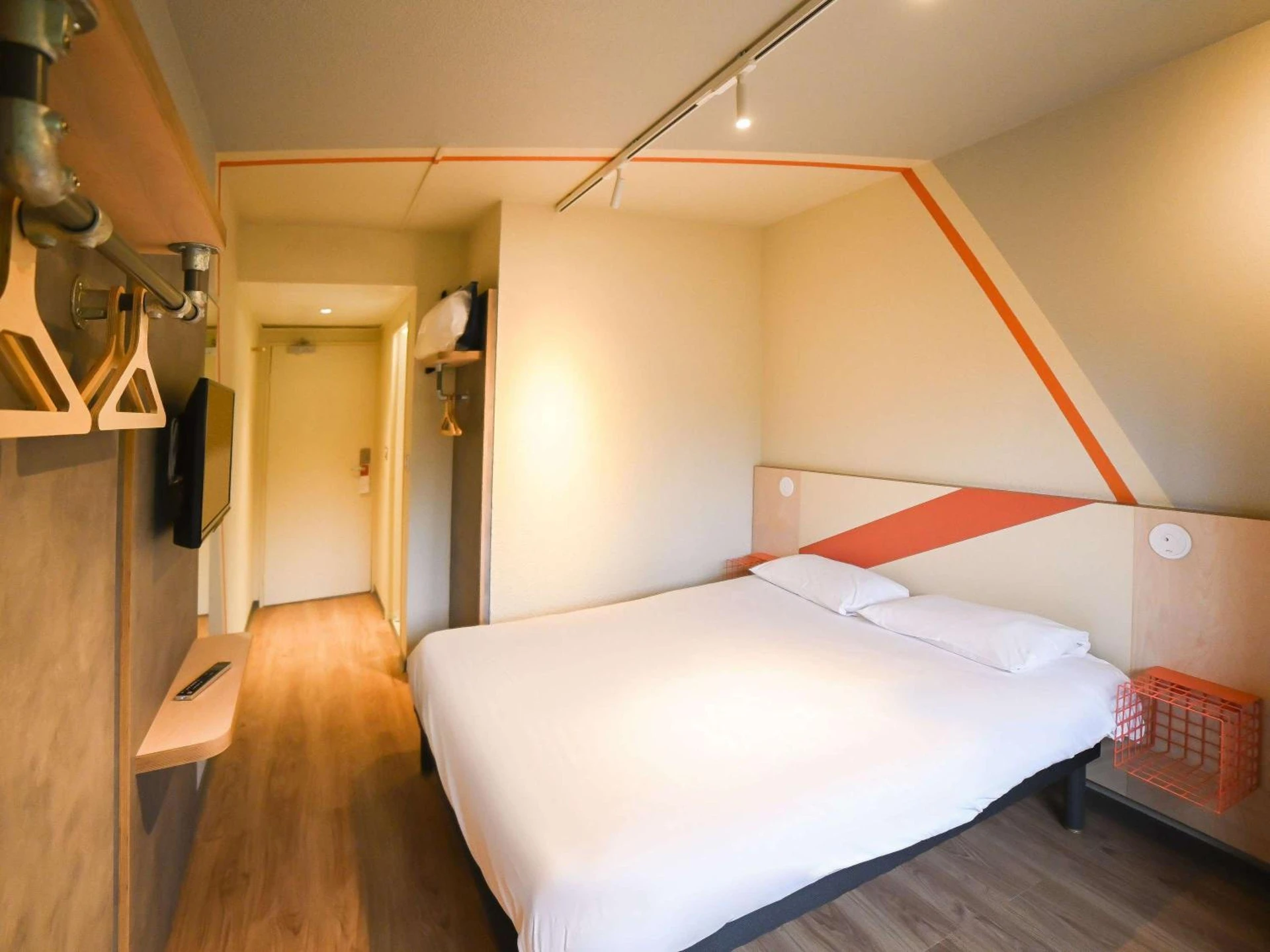 Chambre disponible pour un séminaire d'entreprise à ibis budget Site du Futuroscope - Chasseneuil-du-Poitou