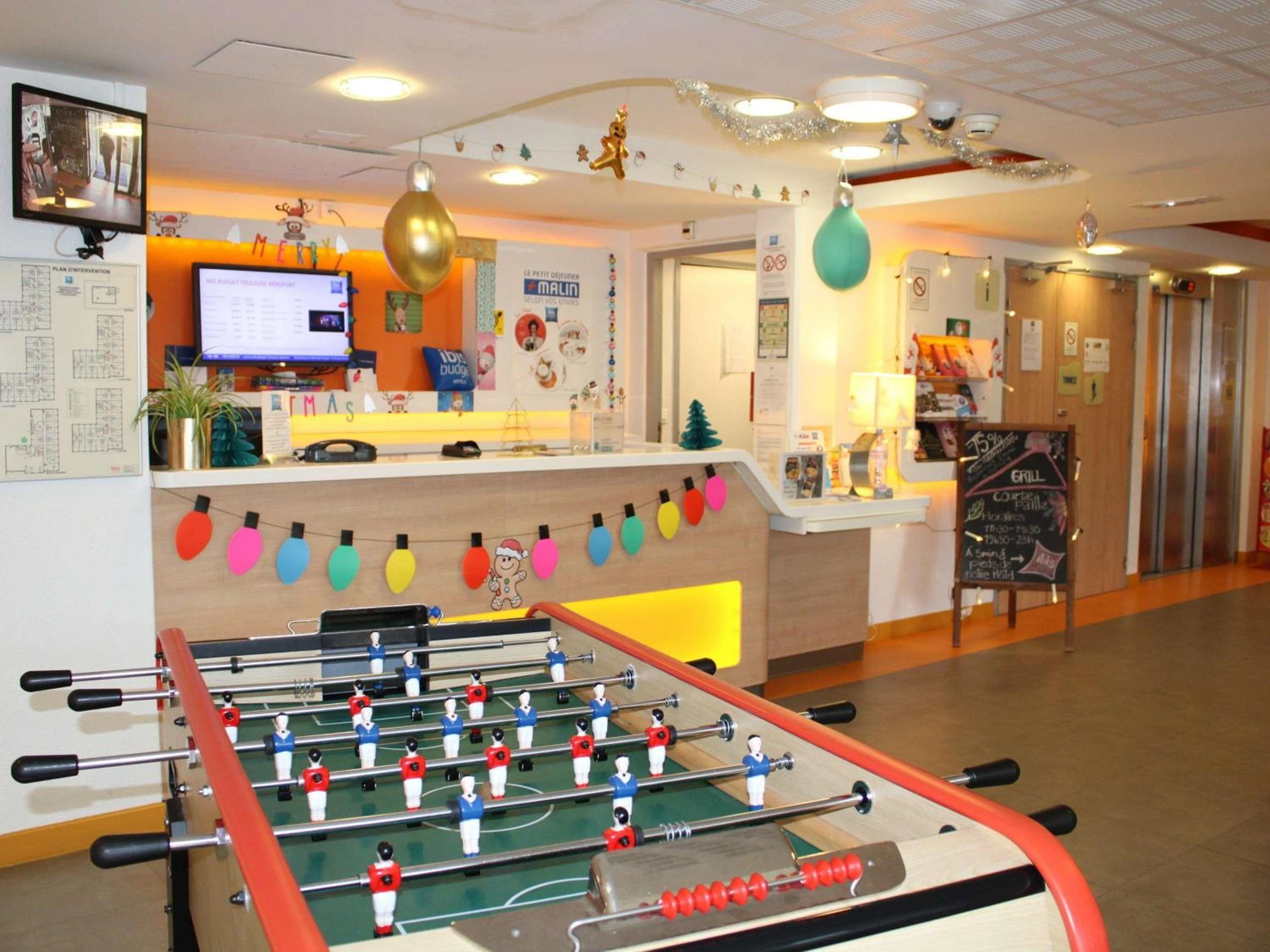 Salle de séminaire à ibis budget Toulouse Aeroport - Organiser un événement professionnel à Blagnac