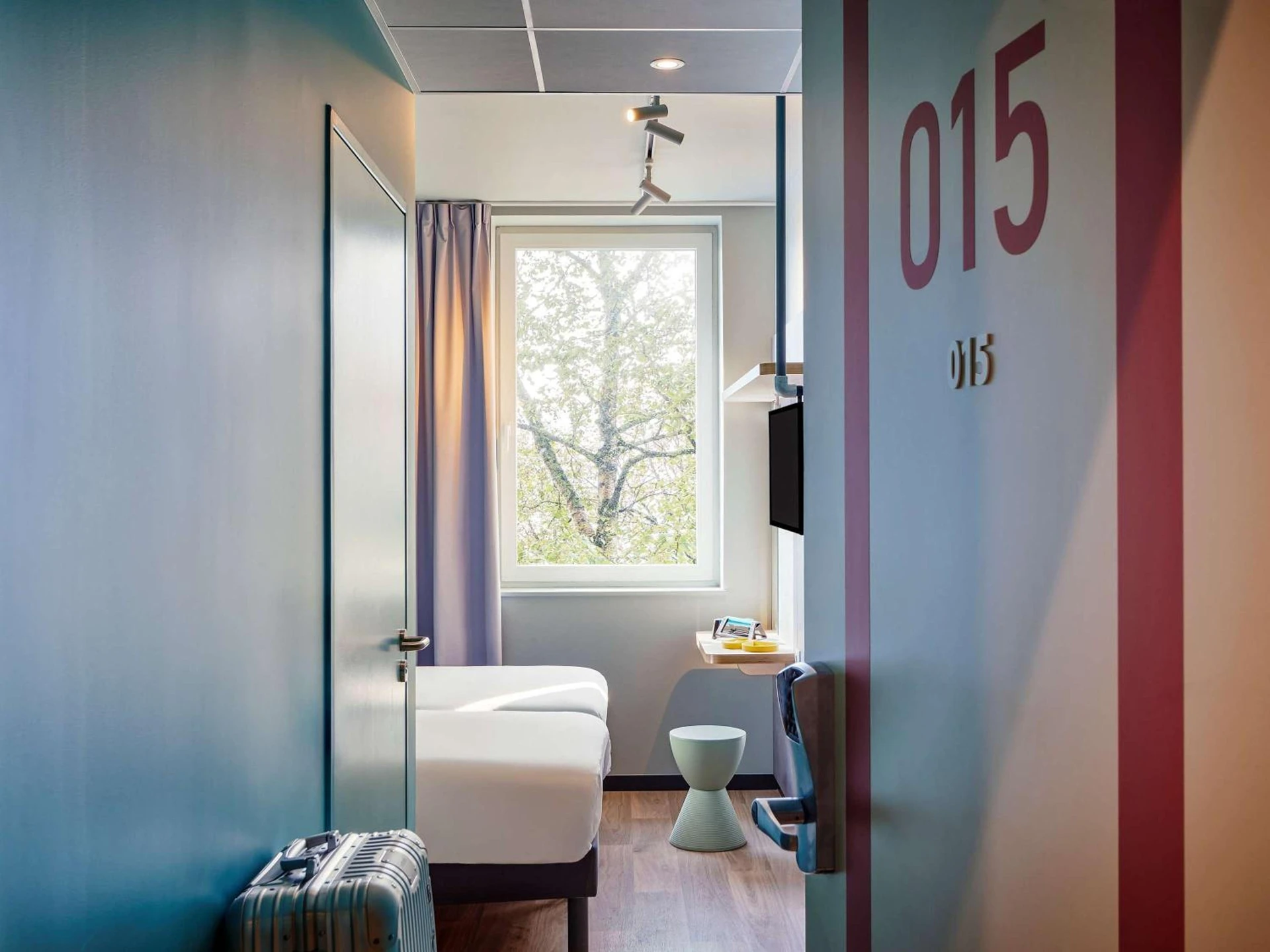 Chambre disponible pour un séminaire d'entreprise à ibis budget Tours Sud - Chambray-lès-Tours