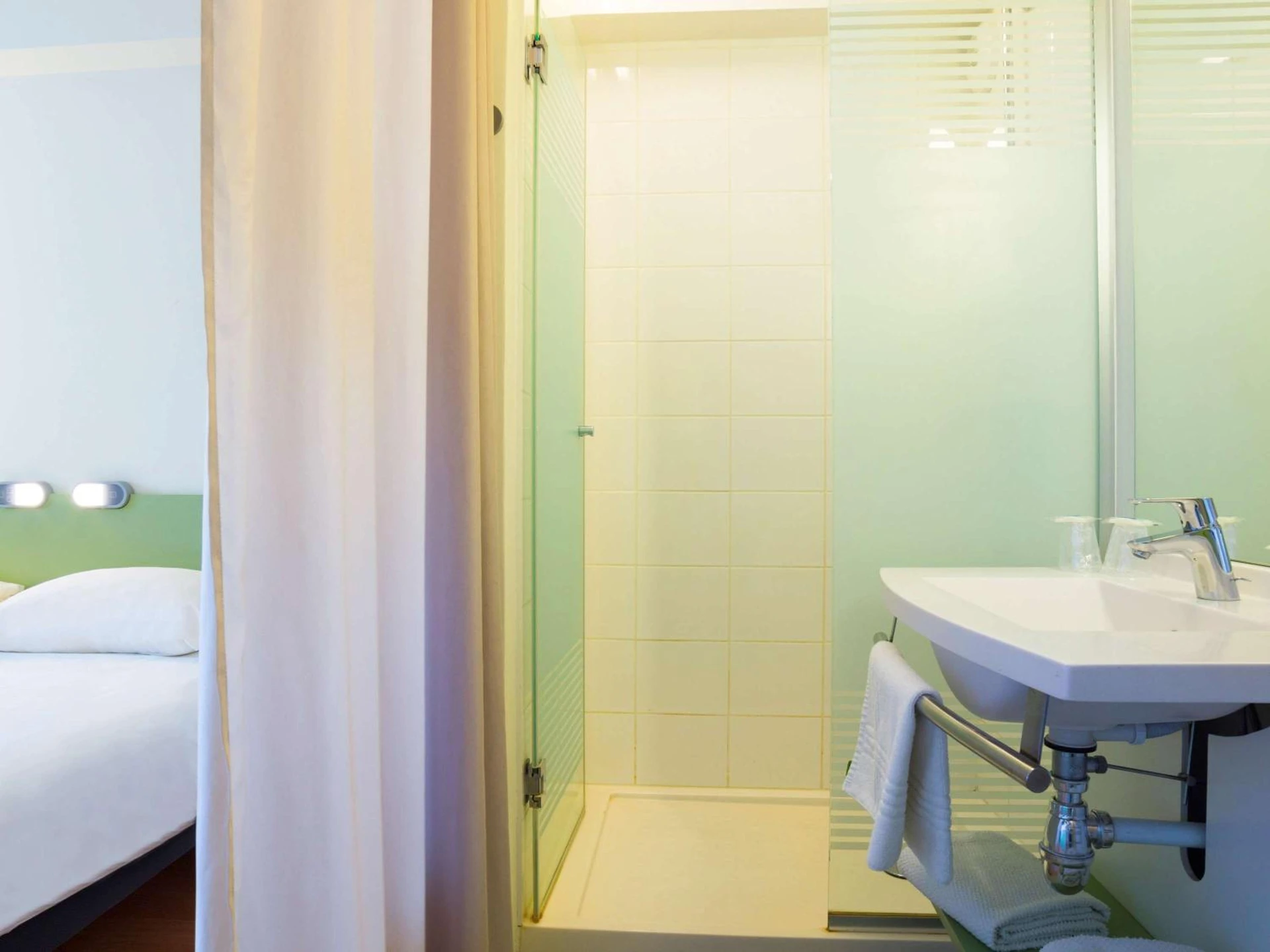 Chambre disponible pour un séminaire d'entreprise à Ibis Budget Valence Sud - Valence