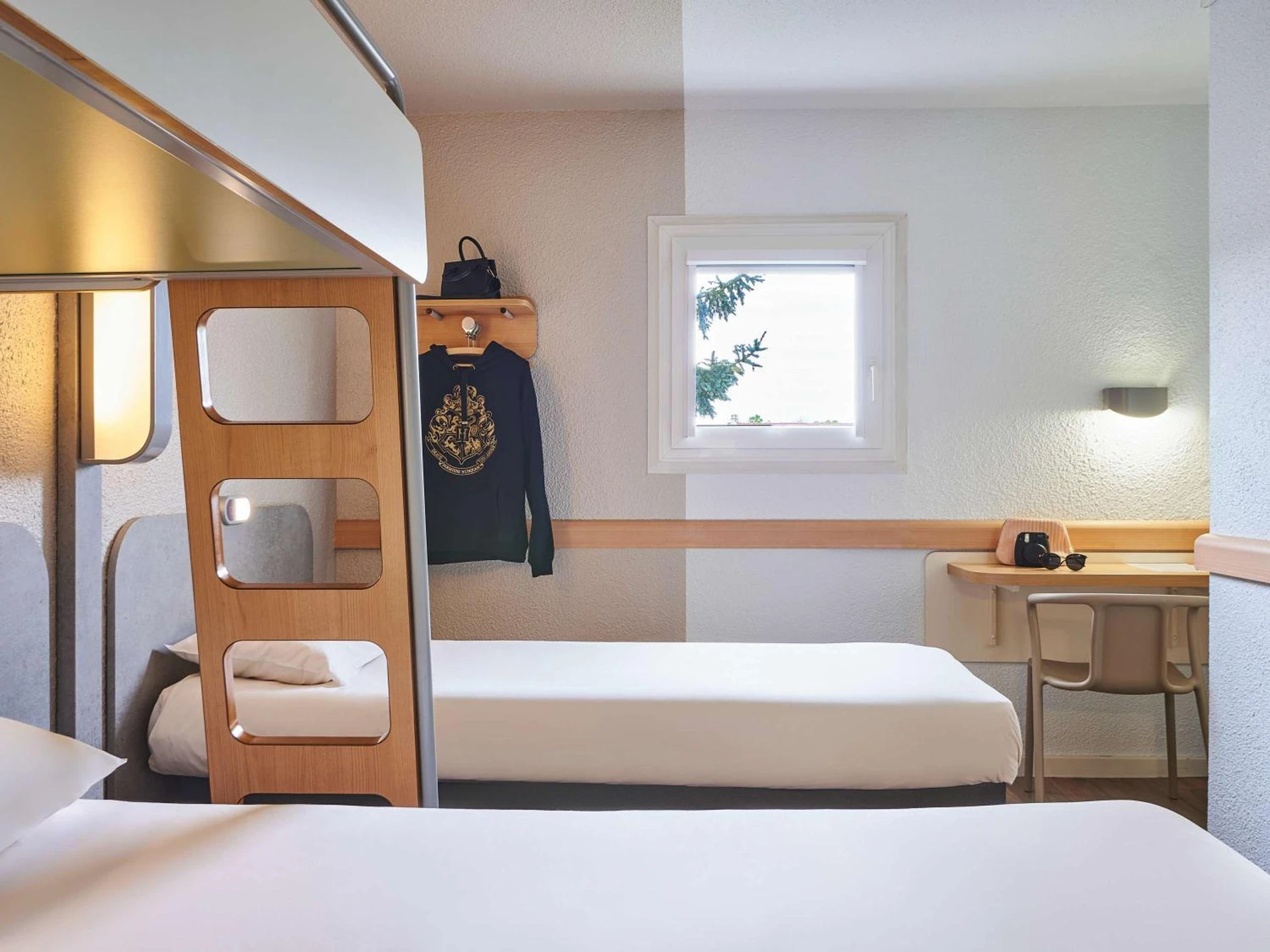 Chambre disponible pour un séminaire d'entreprise à ibis budget Versailles Chateau Saint cyr l'Ecole - Saint-Cyr-lʼÉcole
