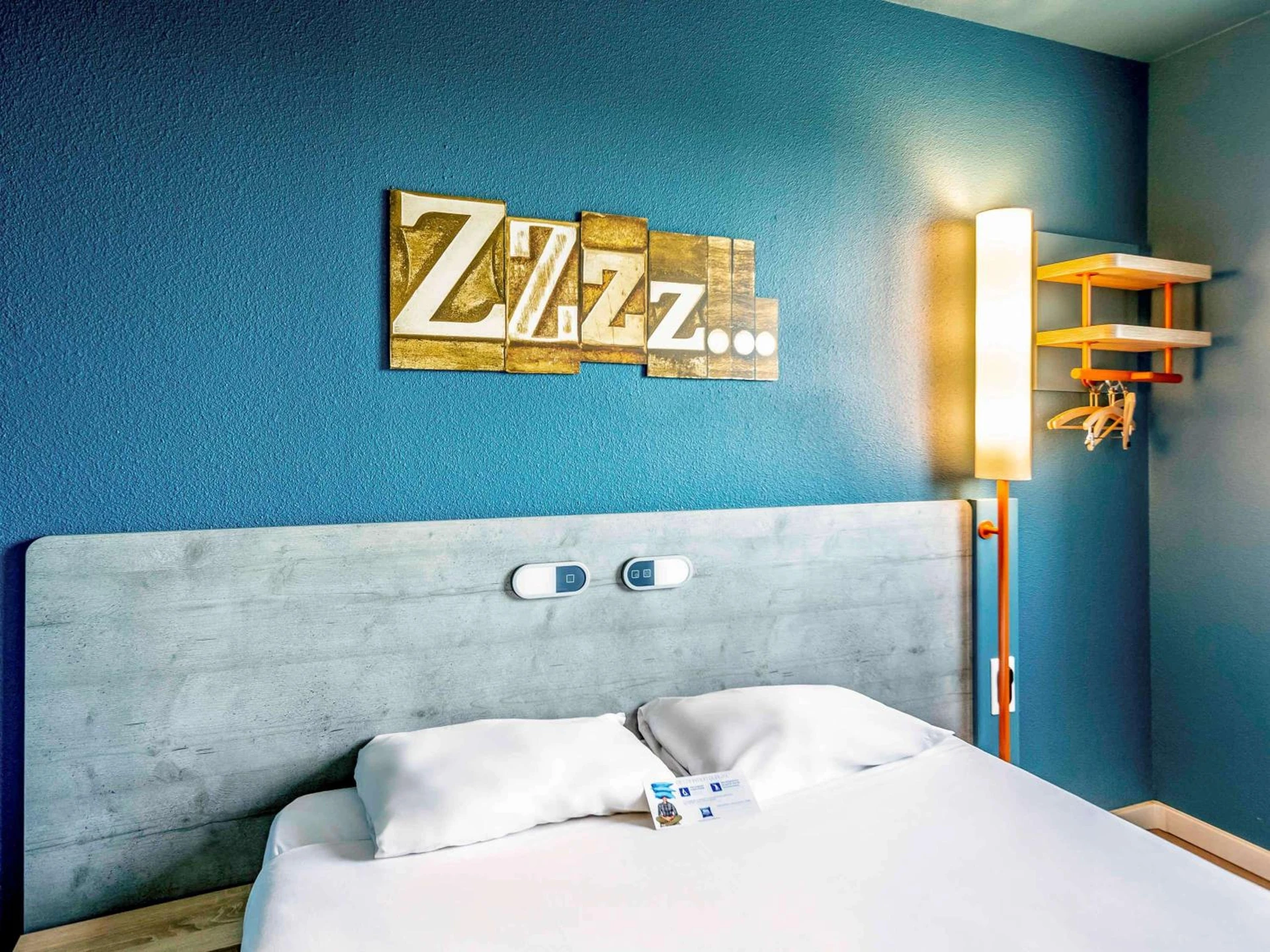 Chambre disponible pour un séminaire d'entreprise à ibis budget Versailles - Trappes - Trappes