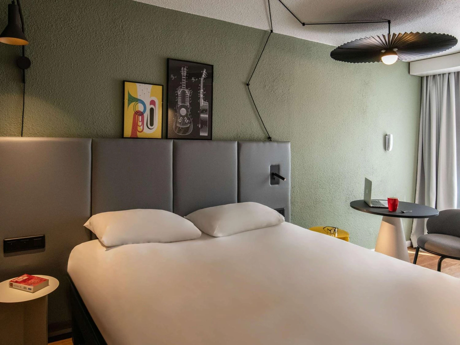 Chambre disponible pour un séminaire d'entreprise à ibis Cannes Centre - Cannes