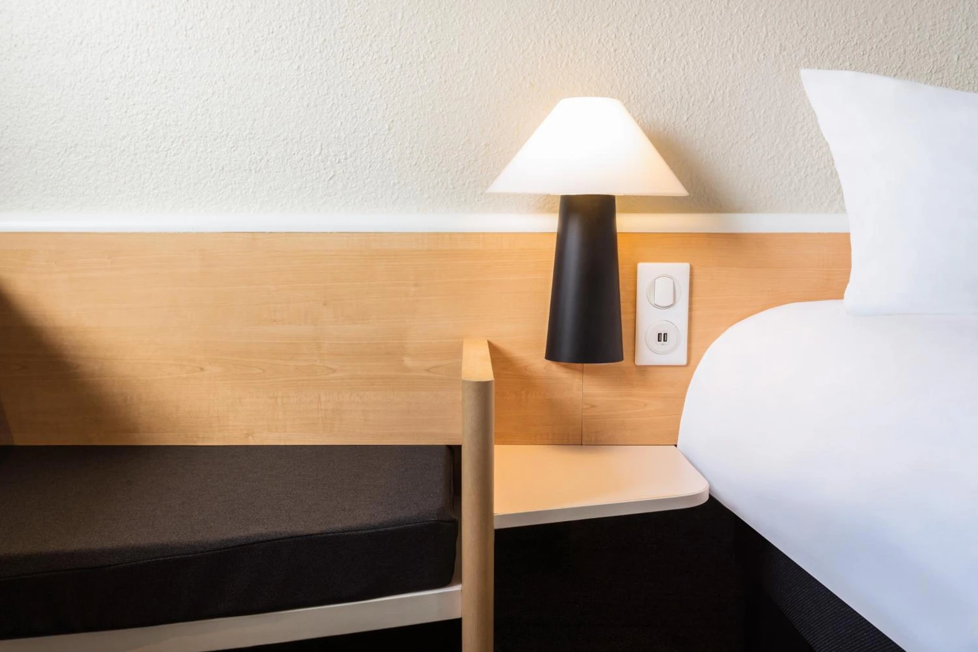 Chambre disponible pour un séminaire d'entreprise à ibis Carcassonne Centre - La Cité - Carcassonne