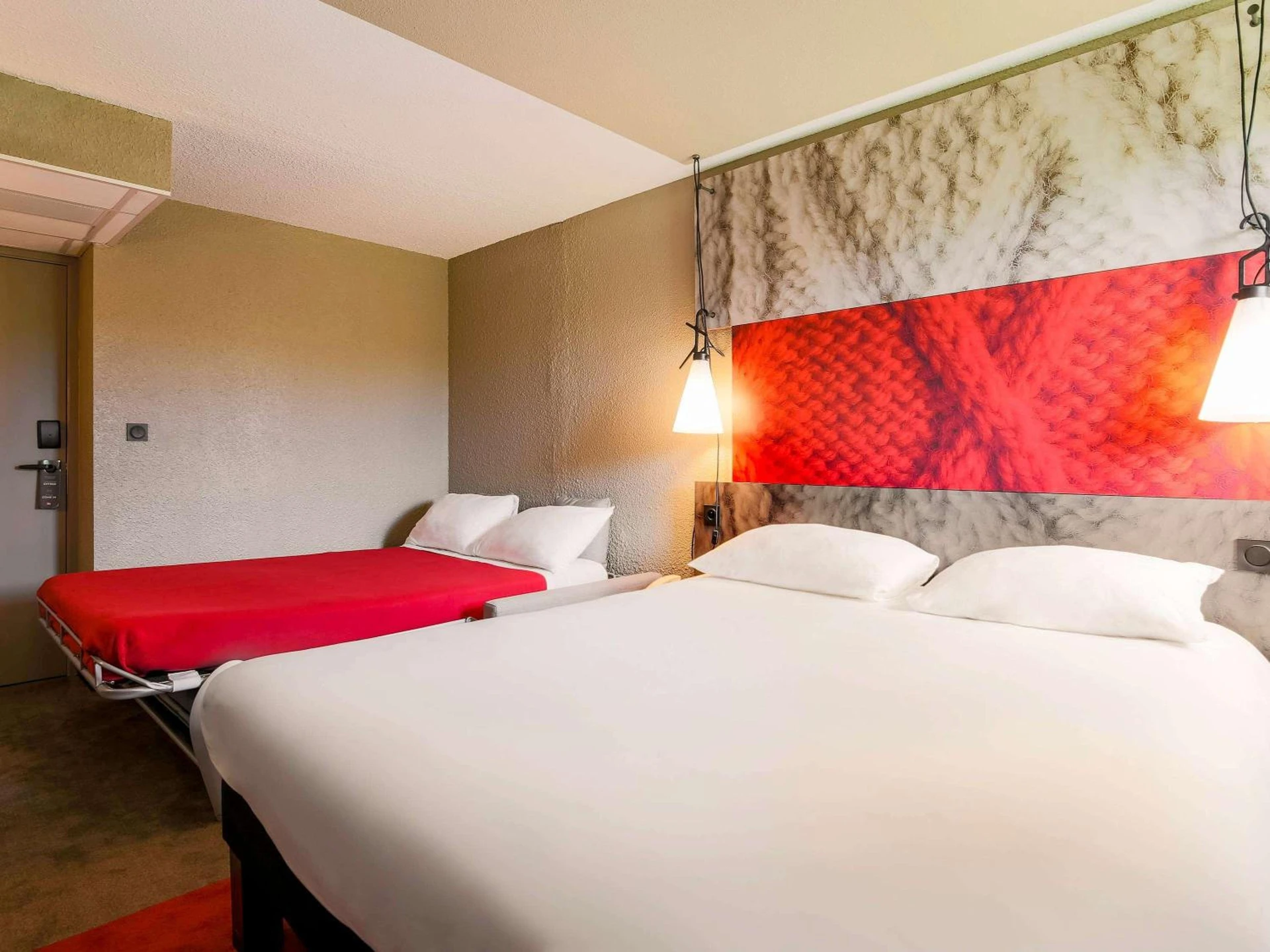 Chambre disponible pour un séminaire d'entreprise à ibis Carcassonne Est la Cité - Carcassonne