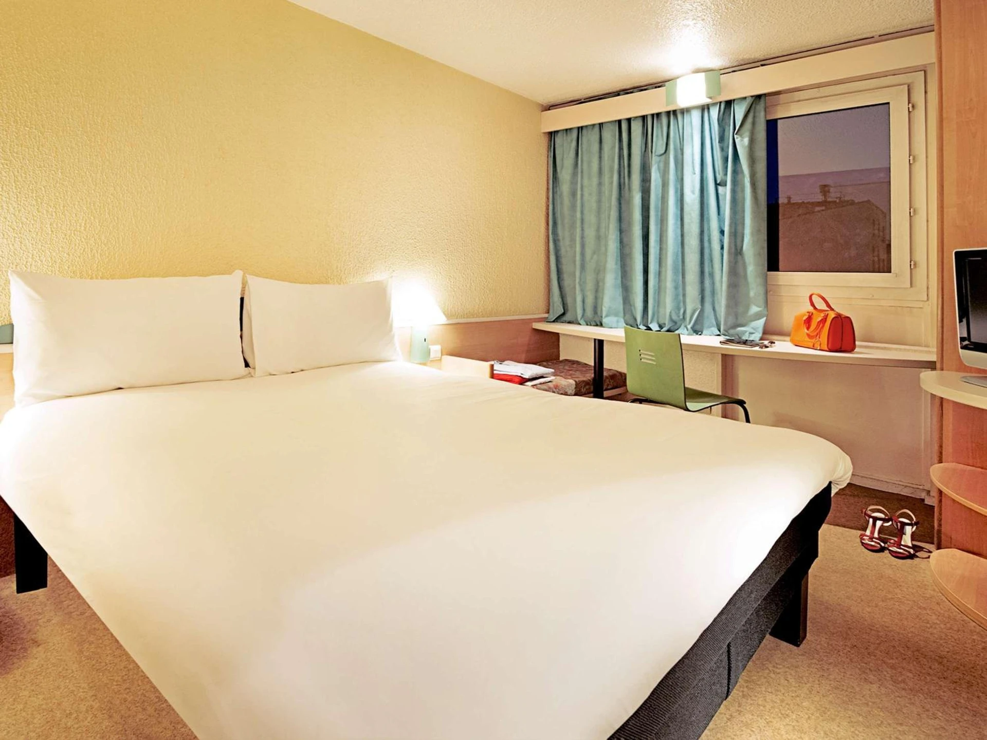 Chambre à ibis Chambery - Organiser un séminaire d'entreprise à Chambéry