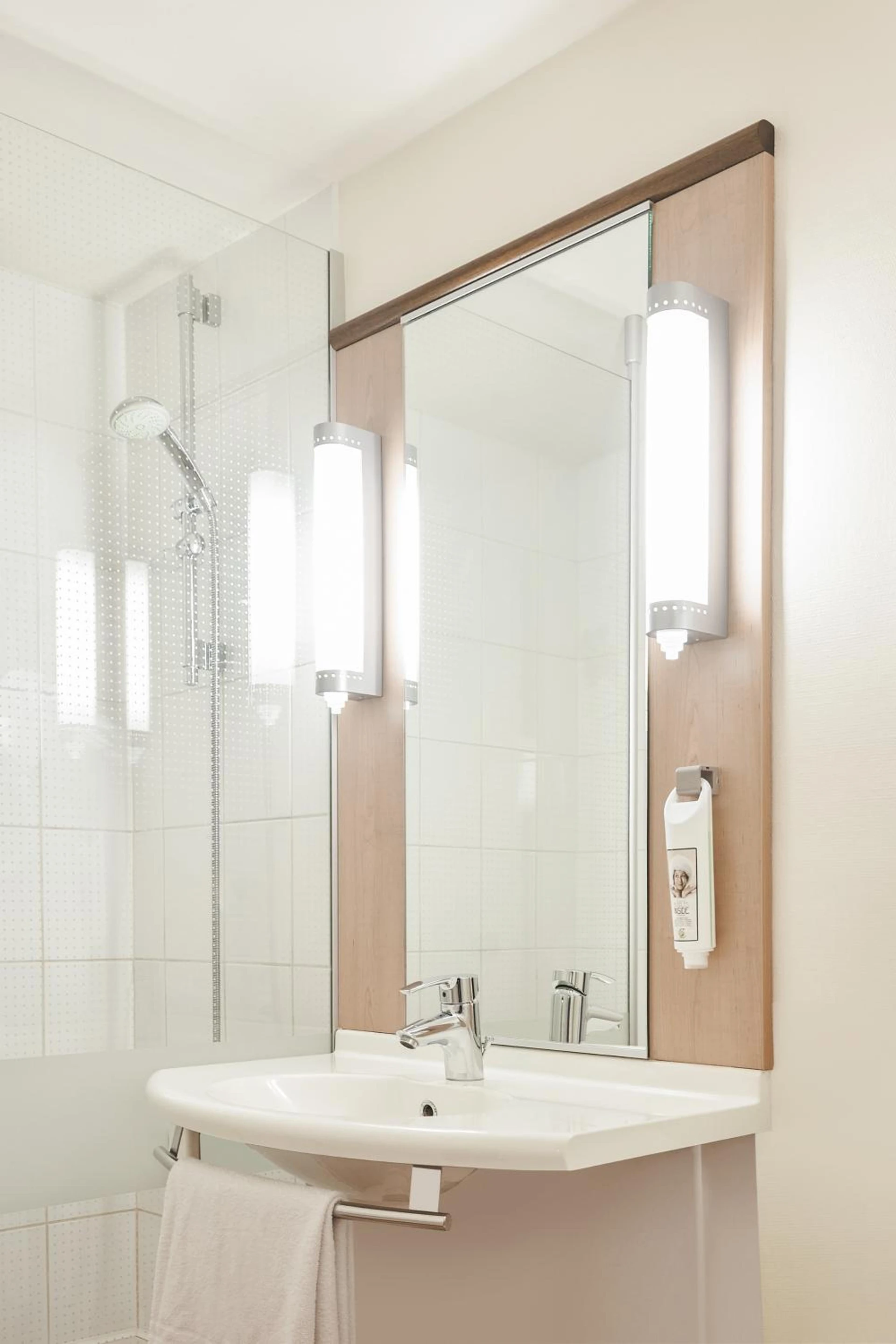 Chambre disponible pour un séminaire d'entreprise à ibis Charleville Mézières - Villers-Semeuse