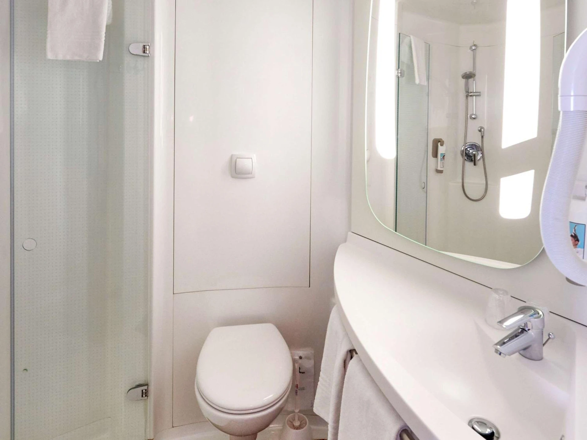 Chambre disponible pour un séminaire d'entreprise à ibis Cholet - Cholet