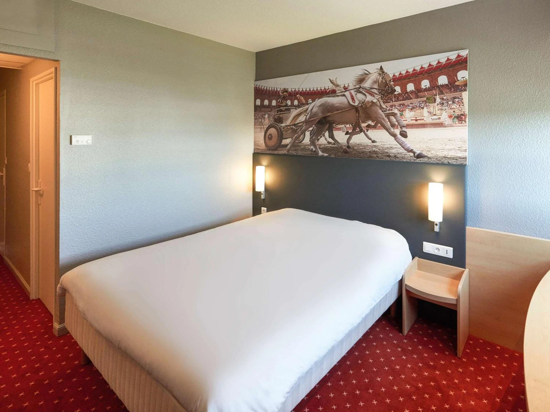 Chambre disponible pour un séminaire d'entreprise à ibis Cholet - Cholet