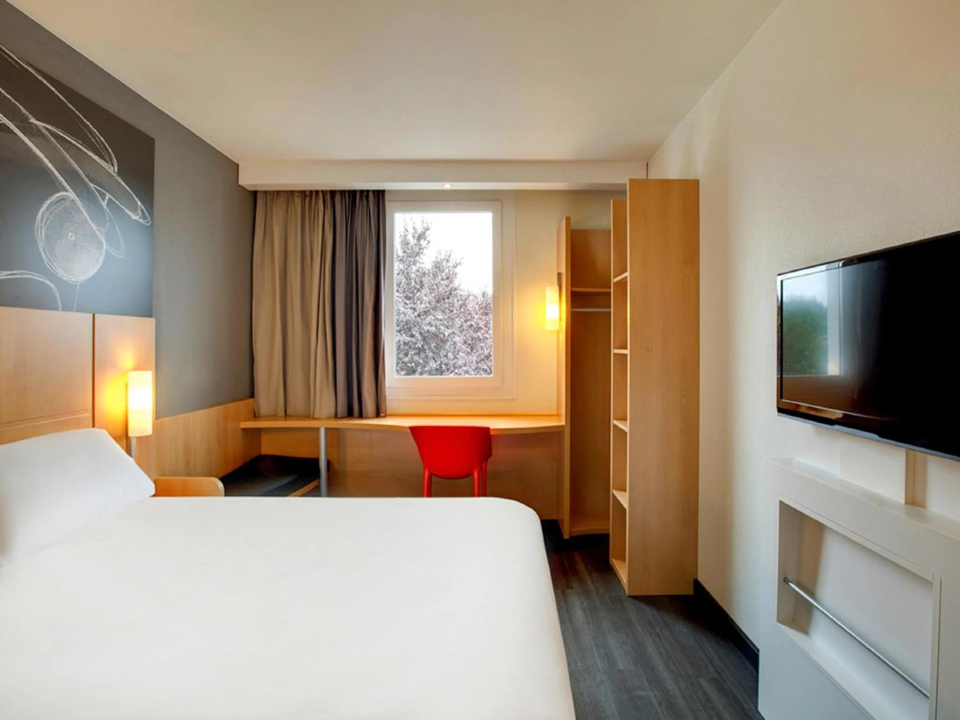 Chambre disponible pour un séminaire d'entreprise à ibis Clermont Ferrand Nord Riom - Riom