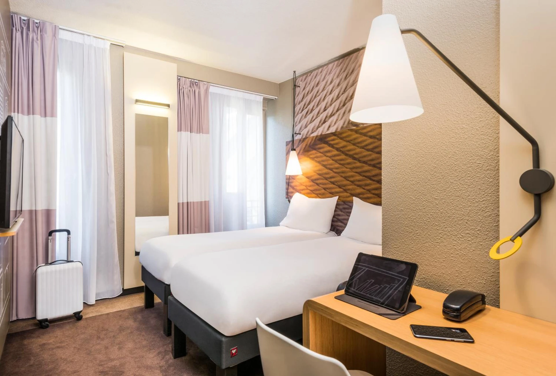 Chambre disponible pour un séminaire d'entreprise à ibis Clichy Centre Mairie - Clichy