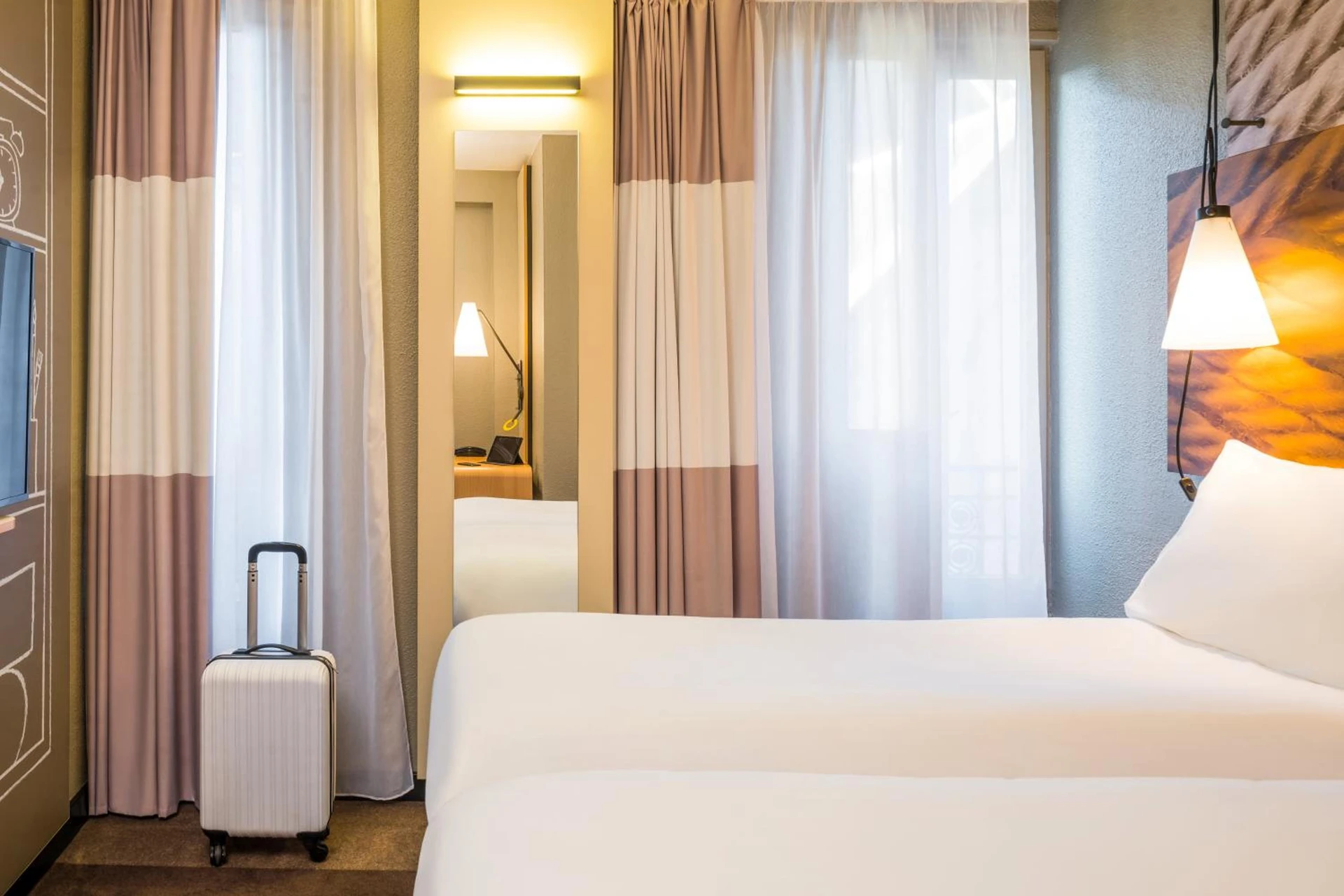 Chambre disponible pour un séminaire d'entreprise à ibis Clichy Centre Mairie - Clichy