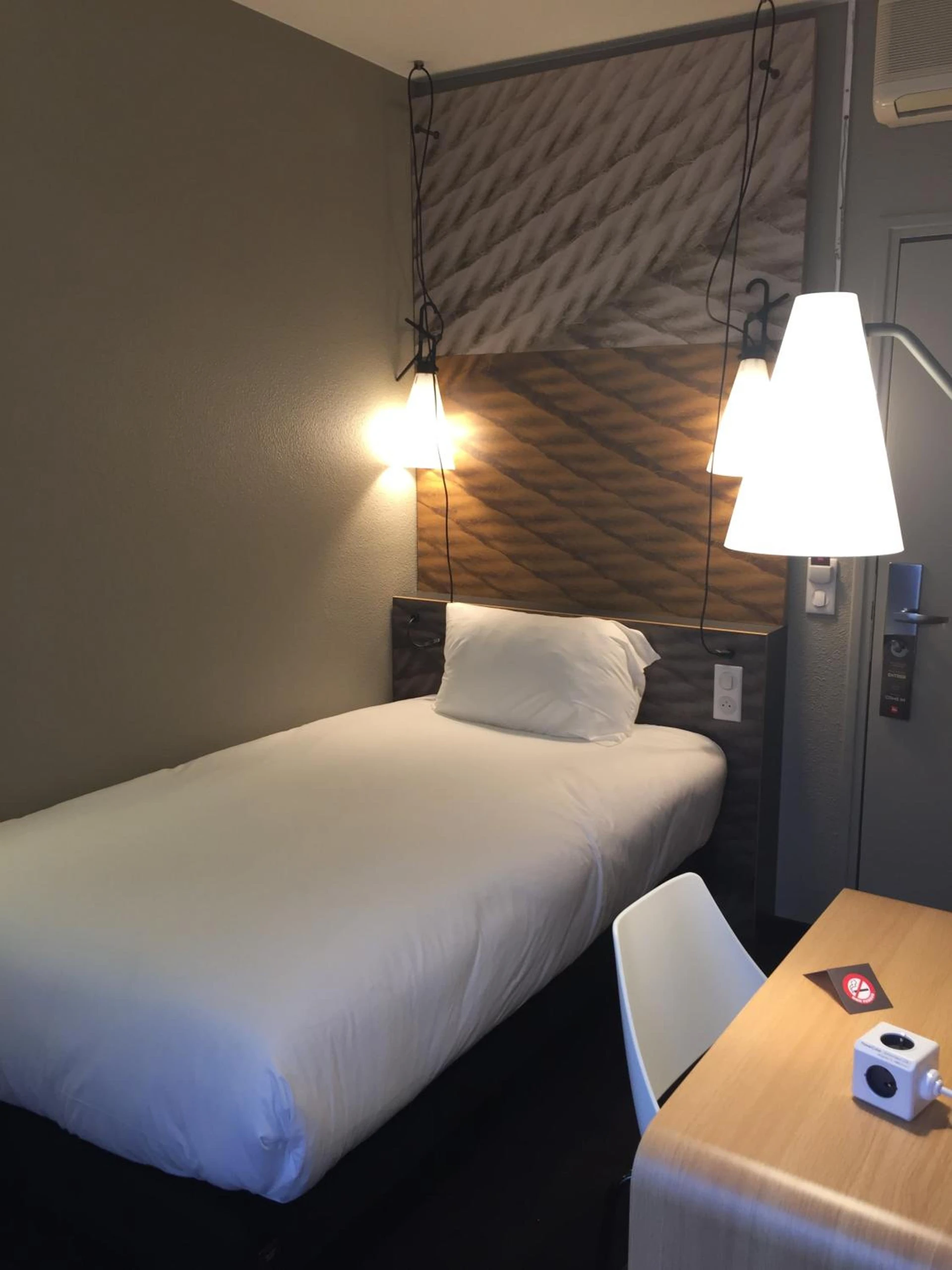 Chambre disponible pour un séminaire d'entreprise à ibis Clichy Centre Mairie - Clichy