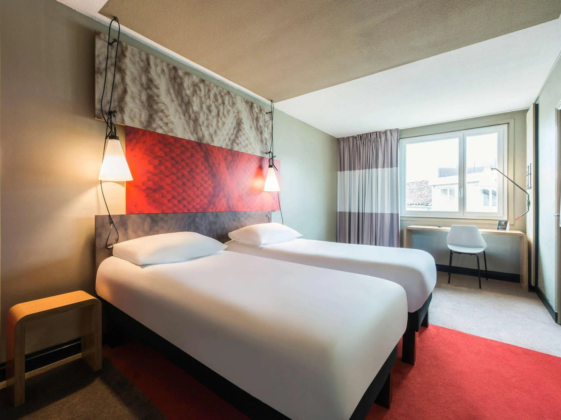 Chambre disponible pour un séminaire d'entreprise à Hôtel Ibis Cognac Centre - Cognac
