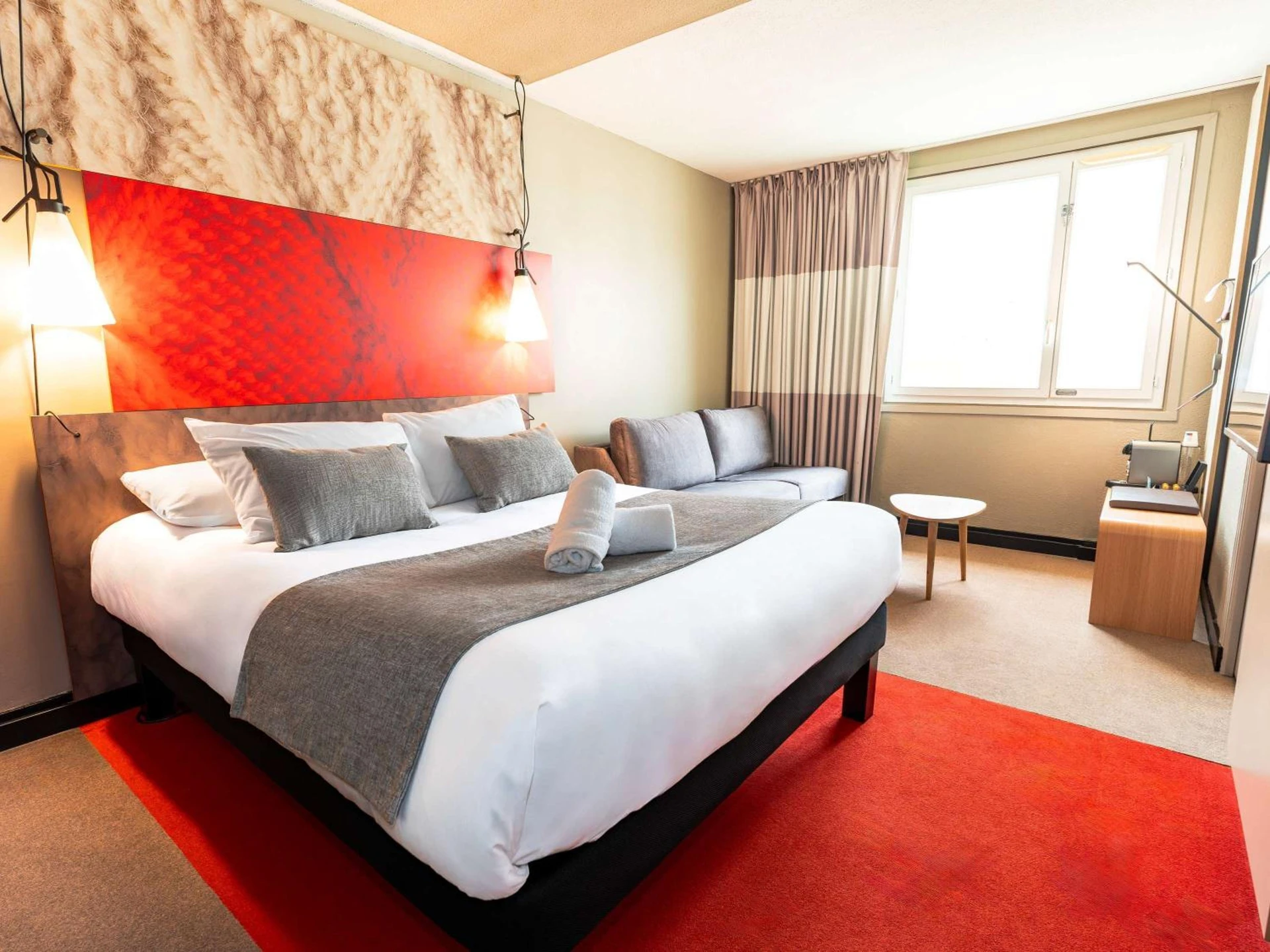 Magnifique chambre pour un séminaire d'entreprise à Hôtel Ibis Cognac Centre - Cognac