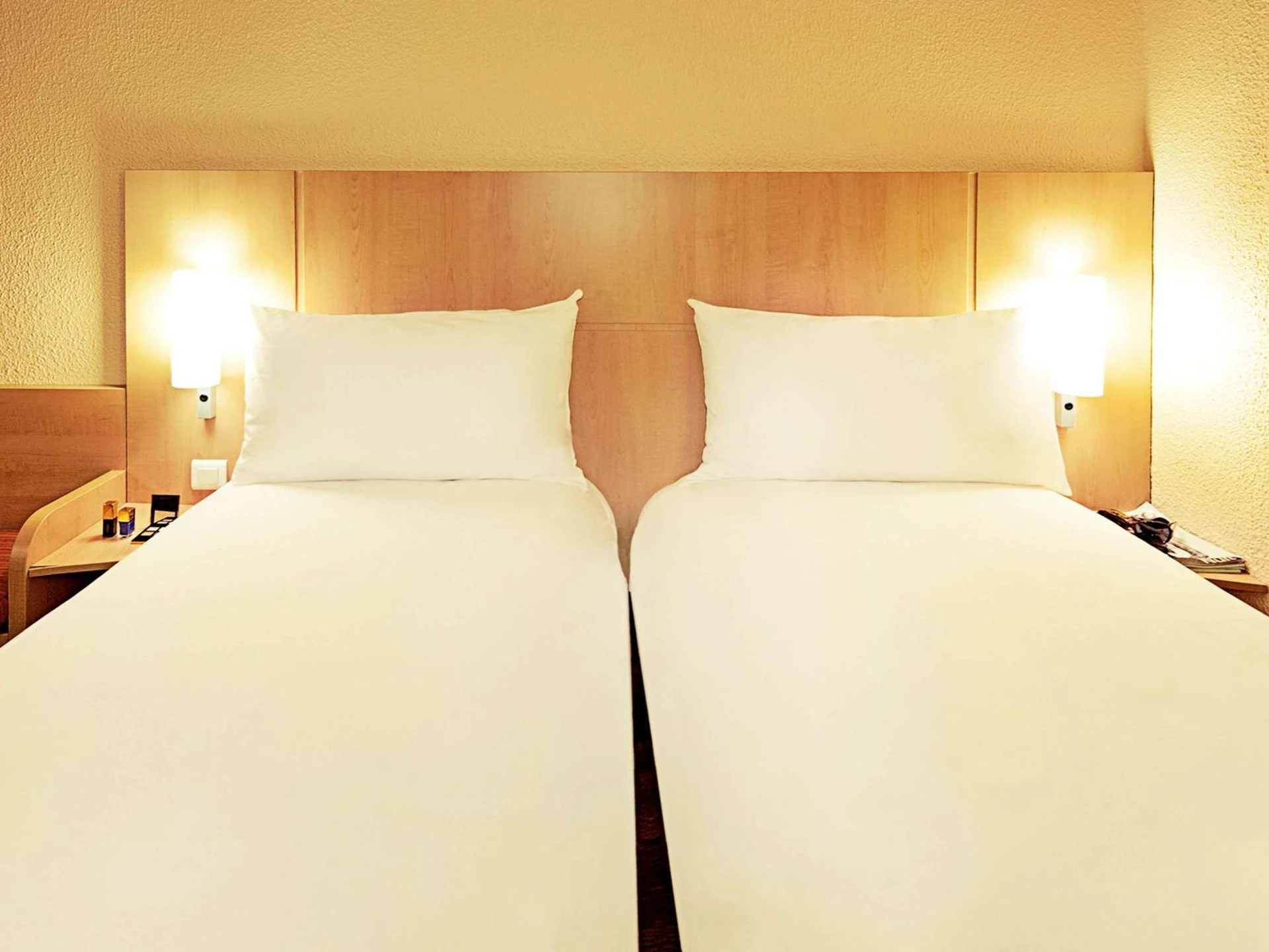 Chambre disponible pour un séminaire d'entreprise à ibis Dieppe Le Val Druel - Dieppe