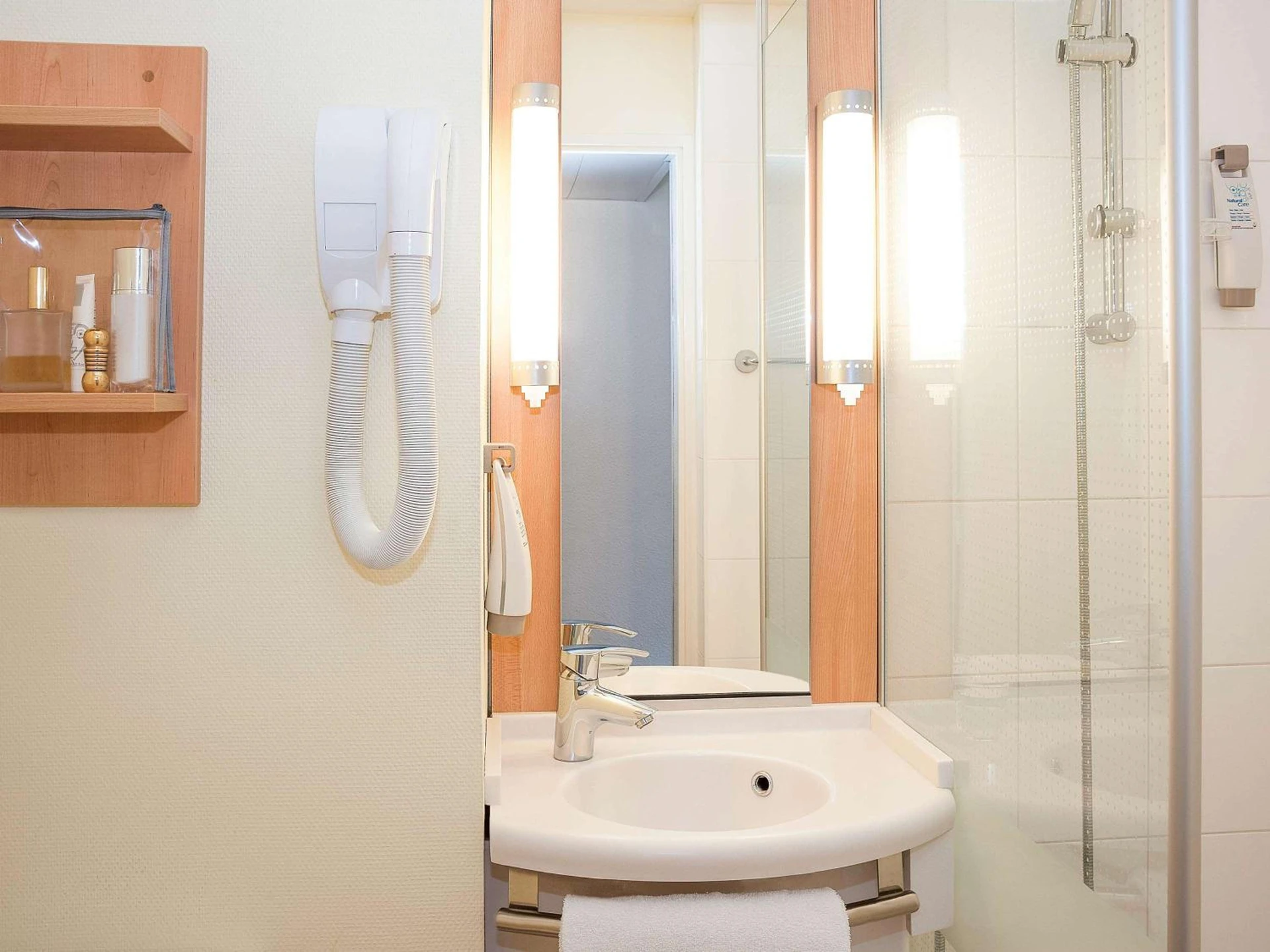 Chambre disponible pour un séminaire d'entreprise à ibis Dieppe Le Val Druel - Dieppe