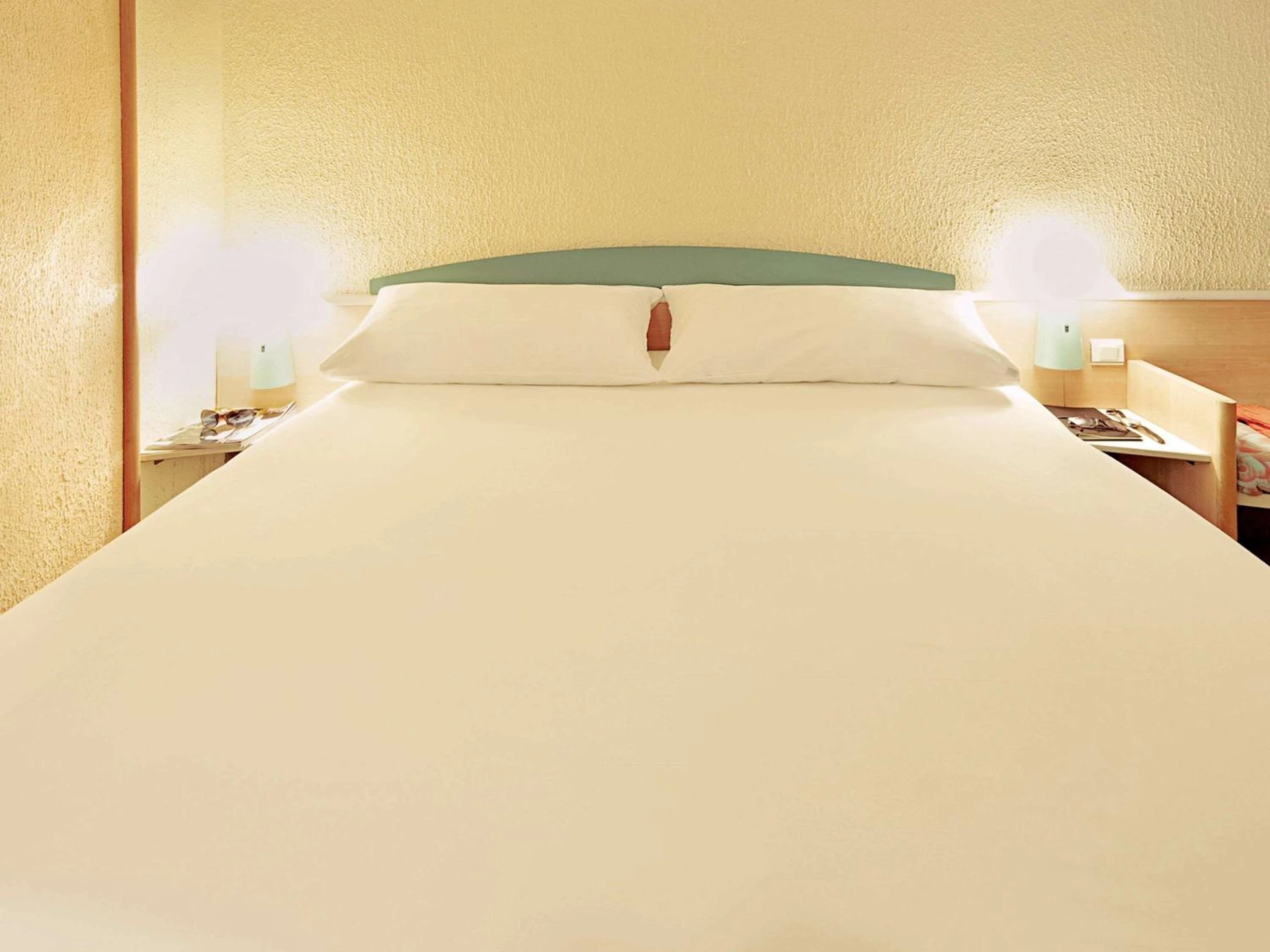 Chambre disponible pour un séminaire d'entreprise à ibis Egletons - Égletons