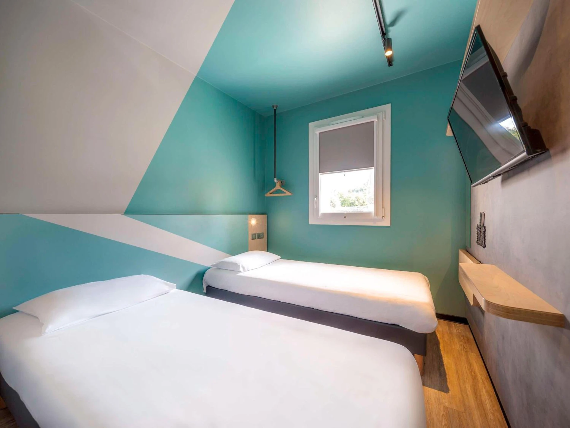 Magnifique chambre pour un séminaire d'entreprise à ibis budget Forbach Centre - Forbach