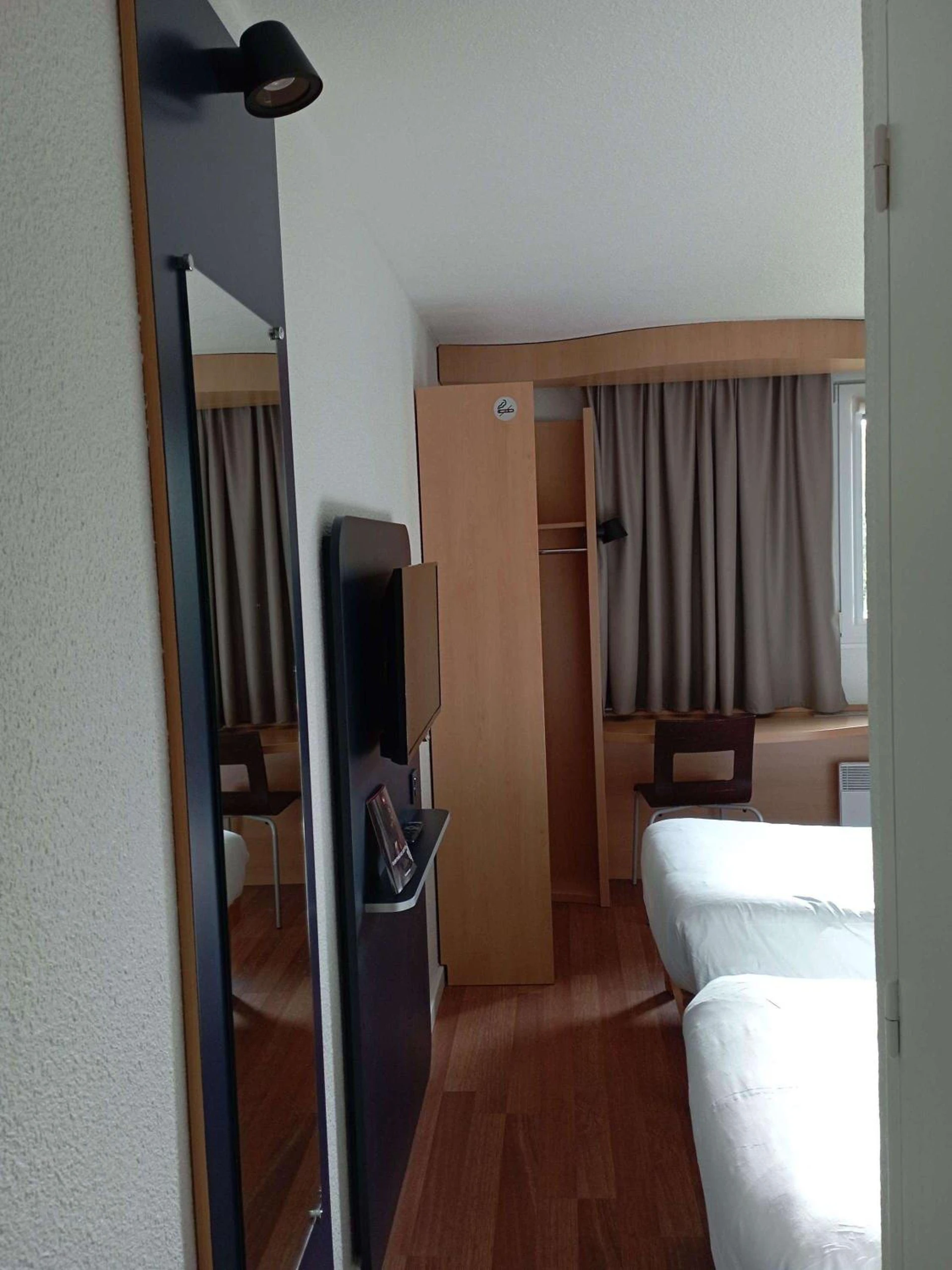 Chambre disponible pour un séminaire d'entreprise à ibis les Etangs des Moines - Fourmies
