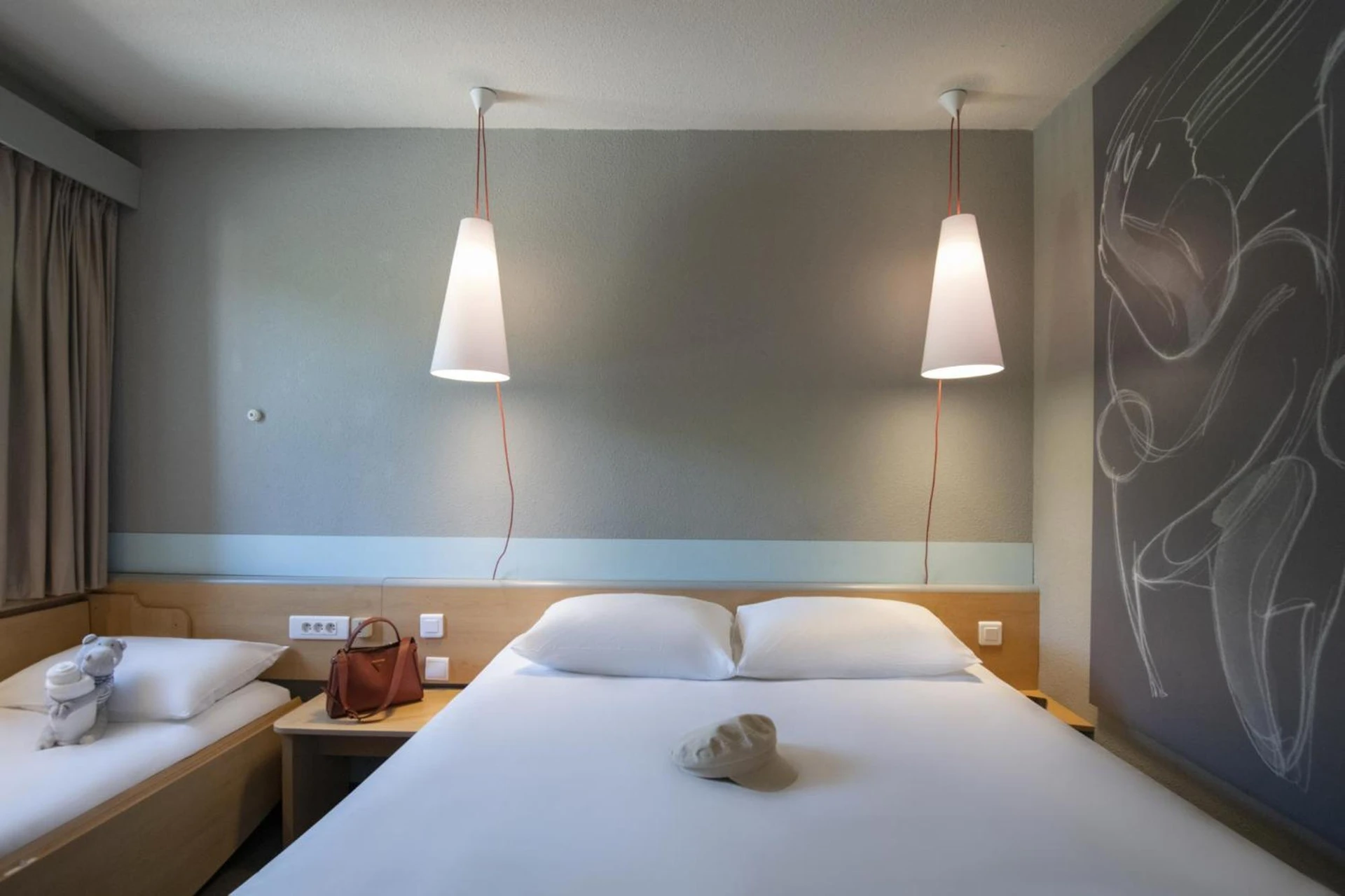 Chambre disponible pour un séminaire d'entreprise à ibis Gap Centre - Gap
