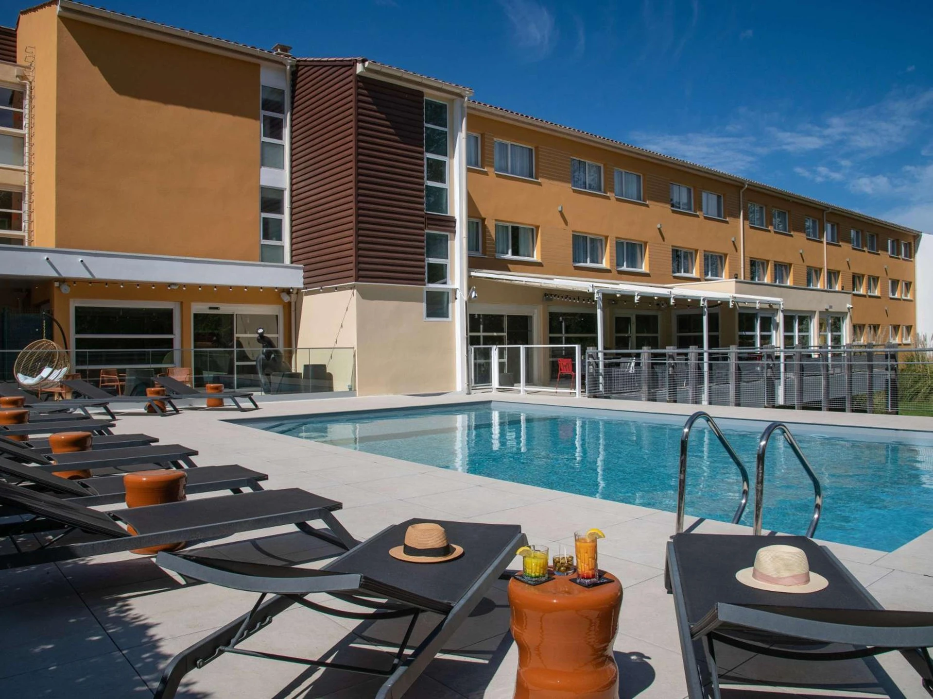 Organiser un séminaire d'entreprise : ibis Golfe de Saint-Tropez à cogolin