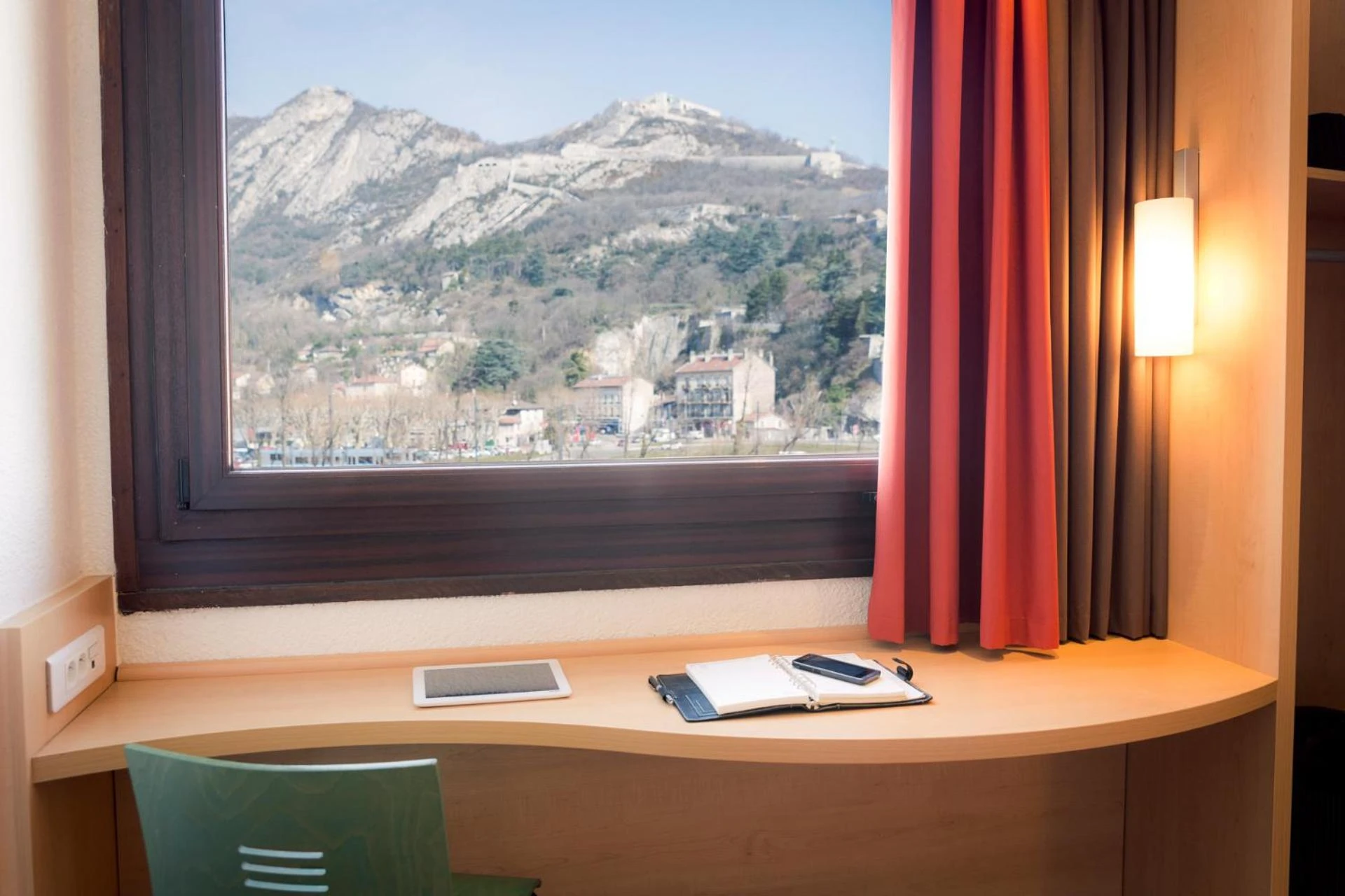 Salle de séminaire à ibis Grenoble Gare - Organiser un événement professionnel à Grenoble