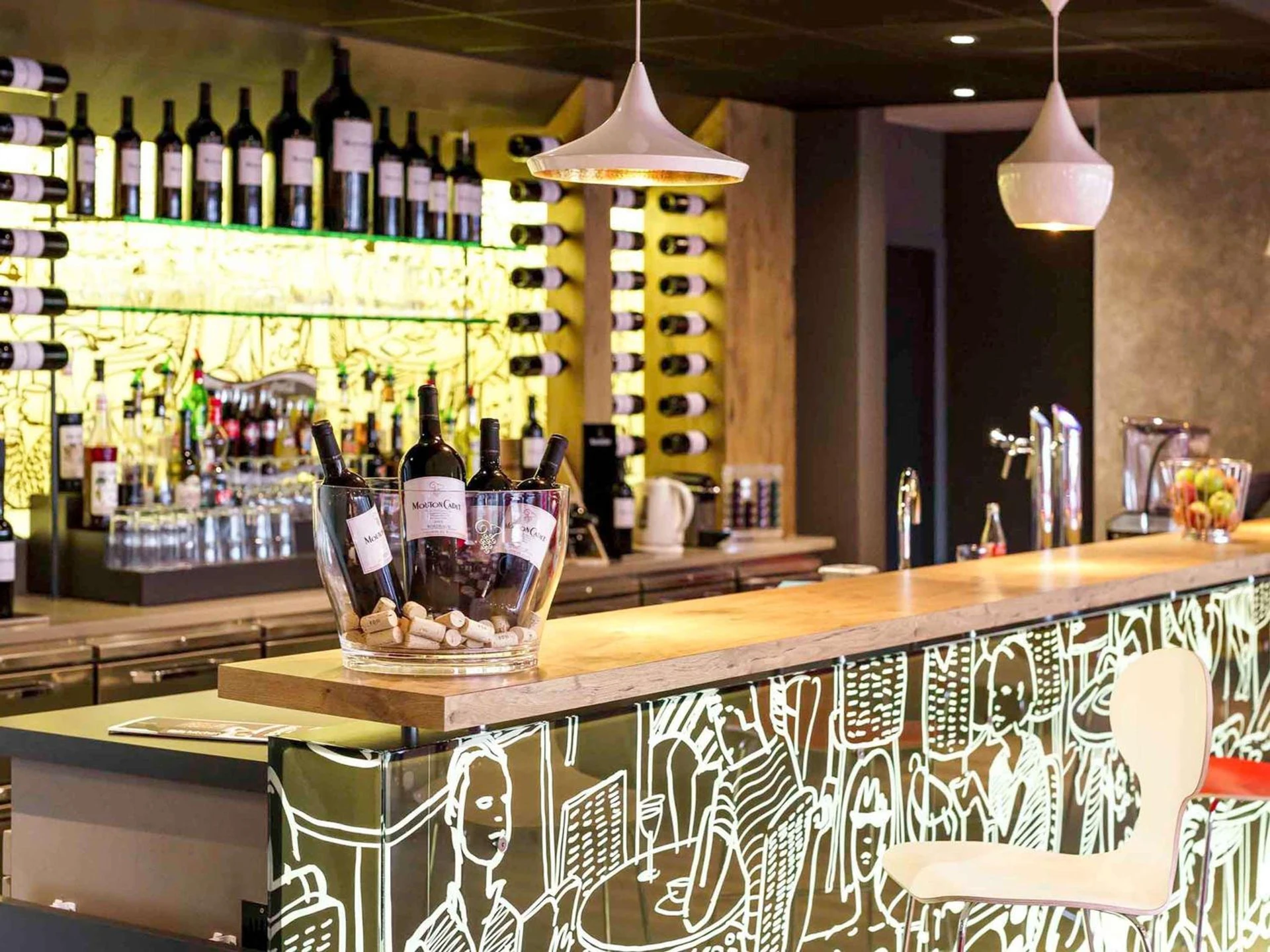 Ambiance de travail pour séminaire d'entreprise à ibis Honfleur - Honfleur