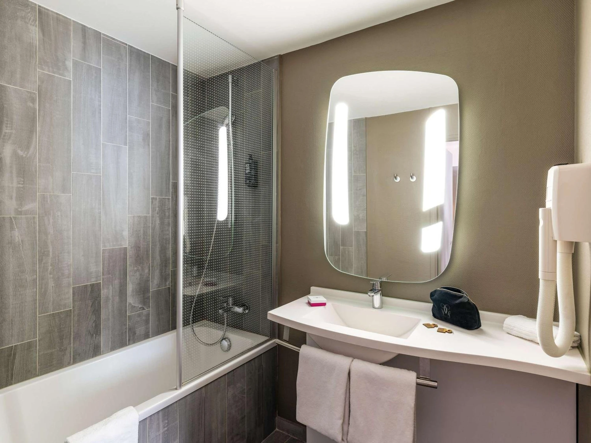 Chambre disponible pour un séminaire d'entreprise à ibis Le Havre Centre - Le Havre
