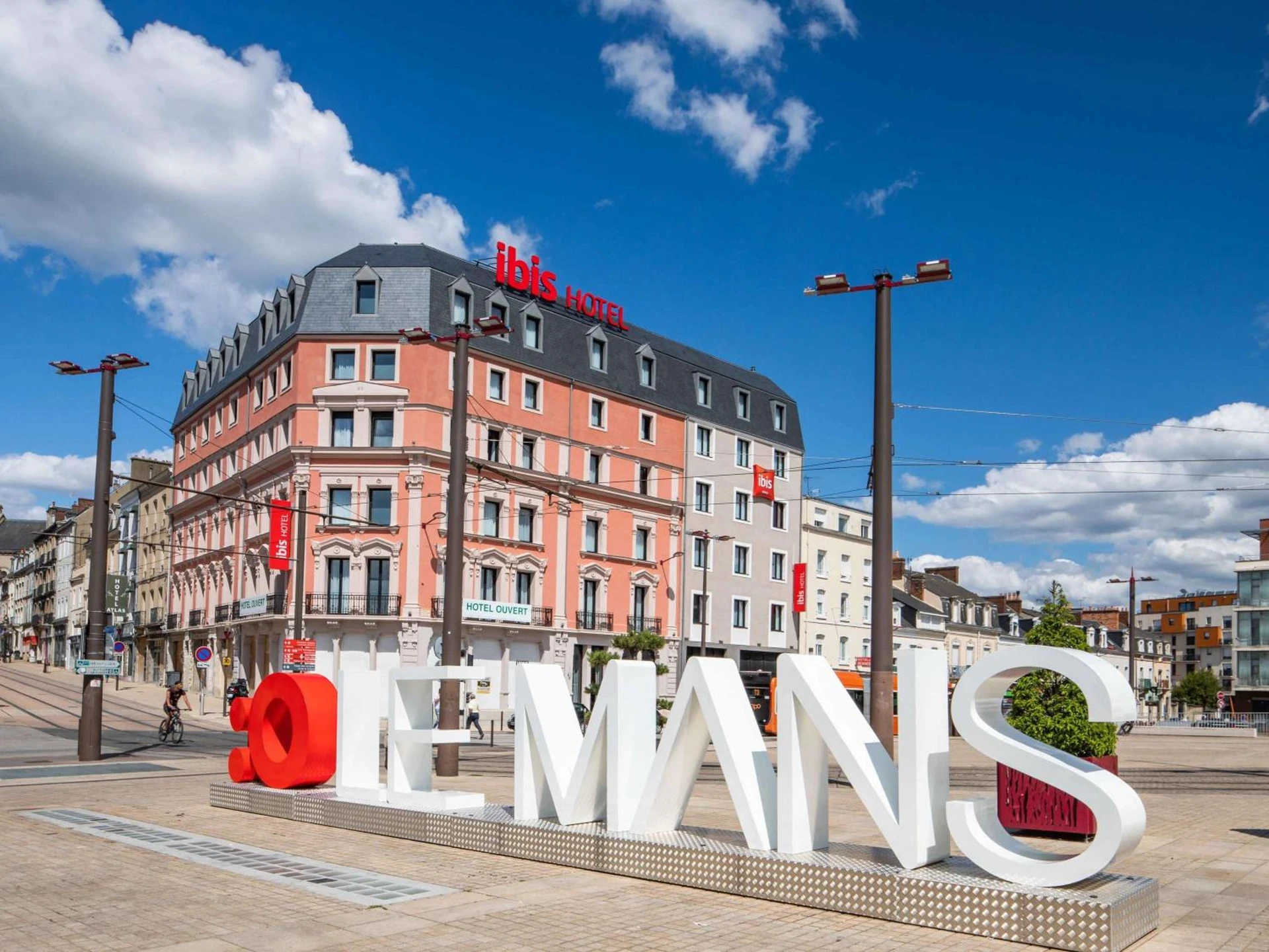 Lieu convivial pour un séminaire d'entreprise à ibis Le Mans Centre Gare Nord - Le Mans - En savoir plus 