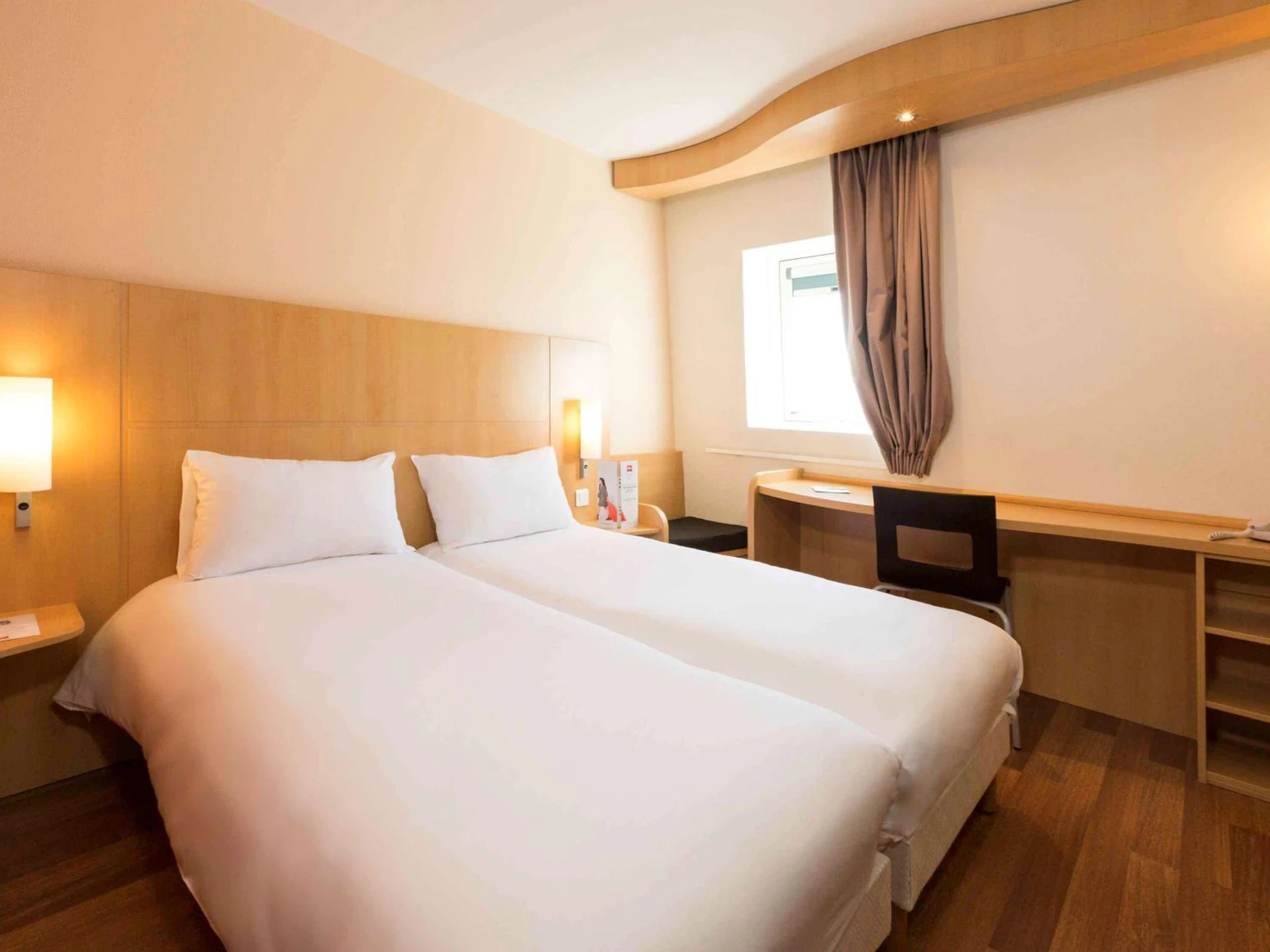 Chambre disponible pour un séminaire d'entreprise à ibis Lille Lomme Centre - Lomme