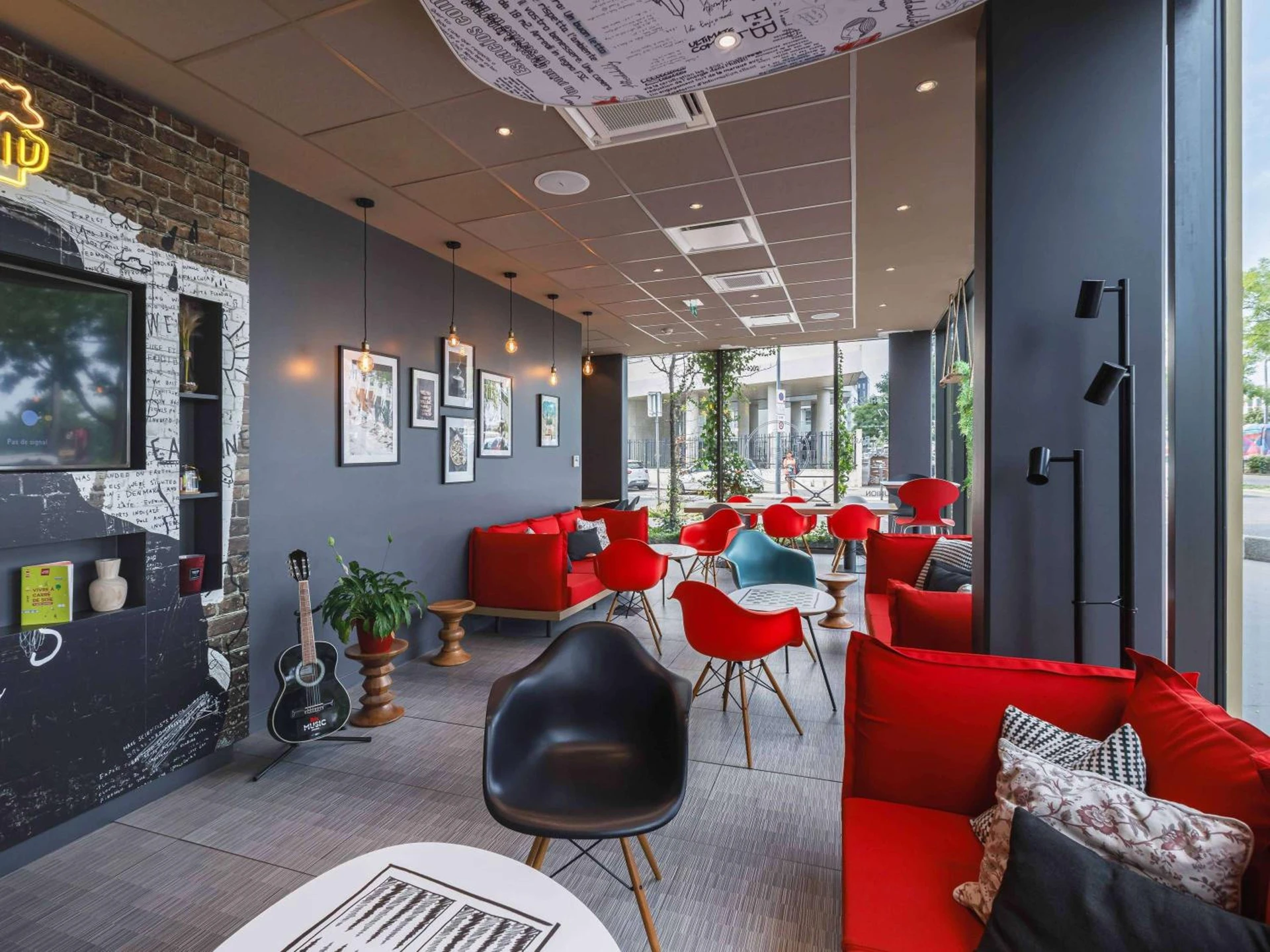 Organiser un séminaire d'entreprise : ibis Lyon Carre De Soie à vaulx-en-velin