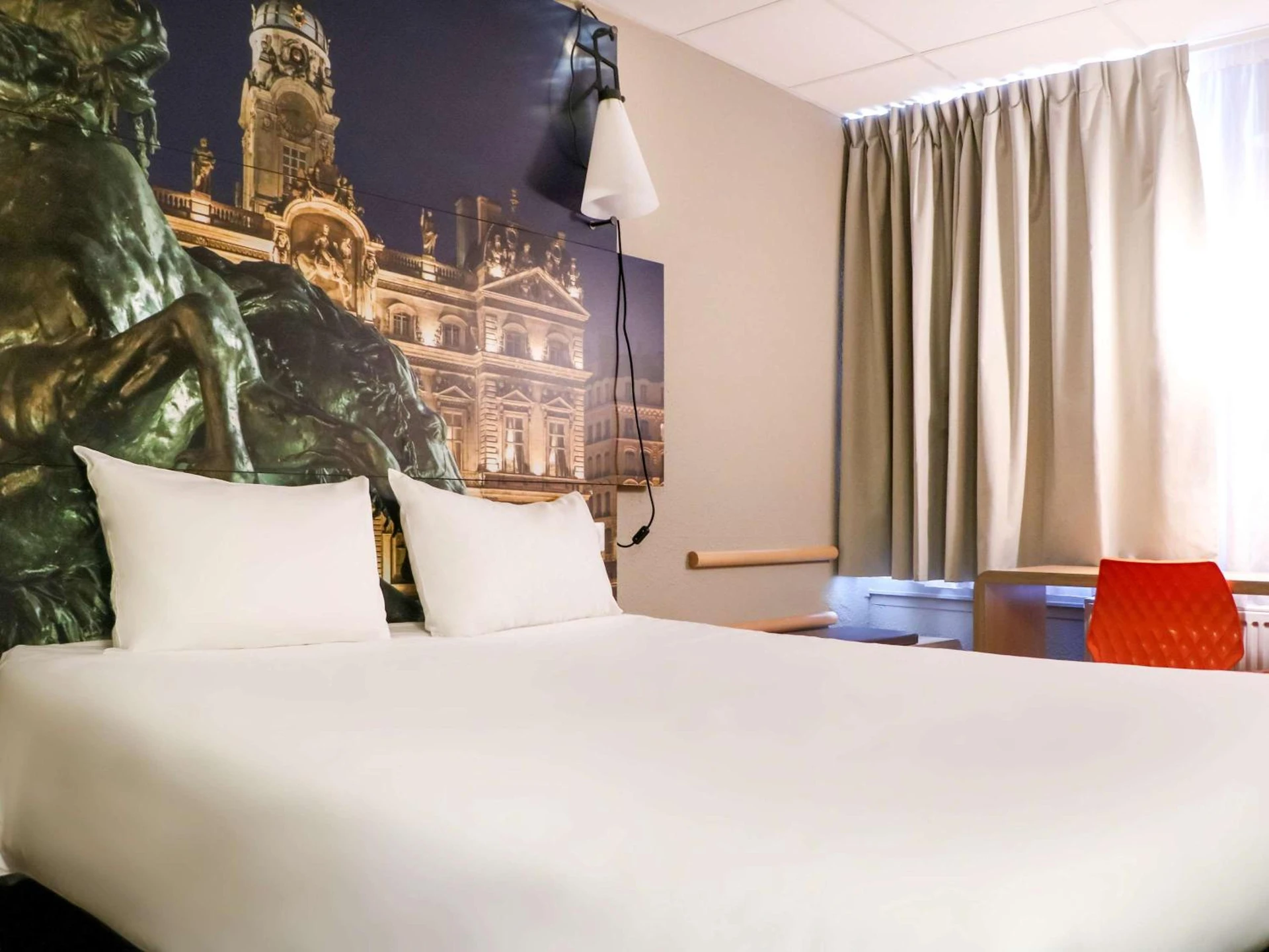 Chambre disponible pour un séminaire d'entreprise à ibis Lyon Gerland Merieux - Lyon