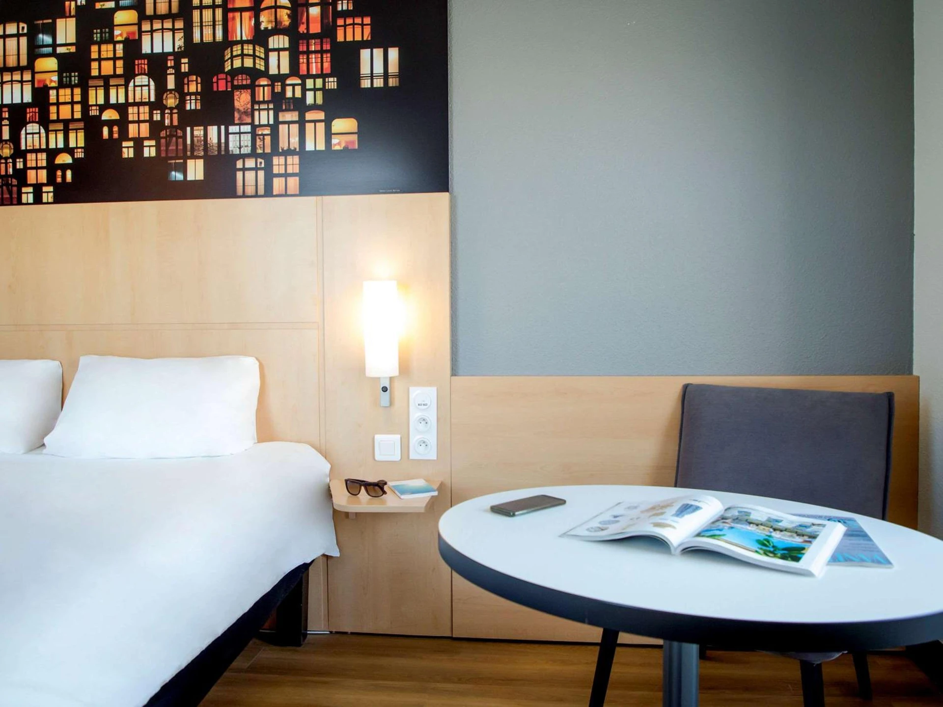 Magnifique chambre pour un séminaire d'entreprise à ibis Lyon Sud Vienne Saint-Louis - Vienne
