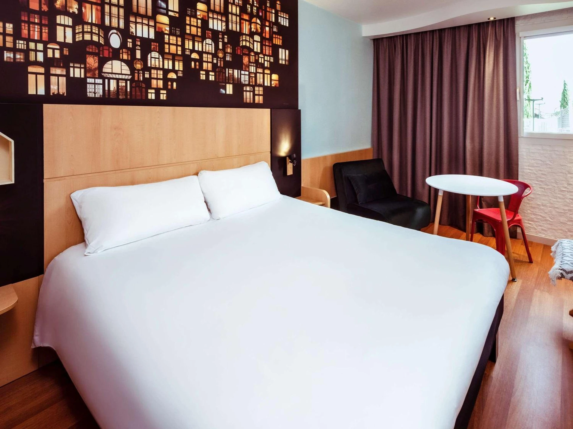 Magnifique chambre pour un séminaire d'entreprise à ibis Macon Sud Crêches - Crêches-sur-Saône