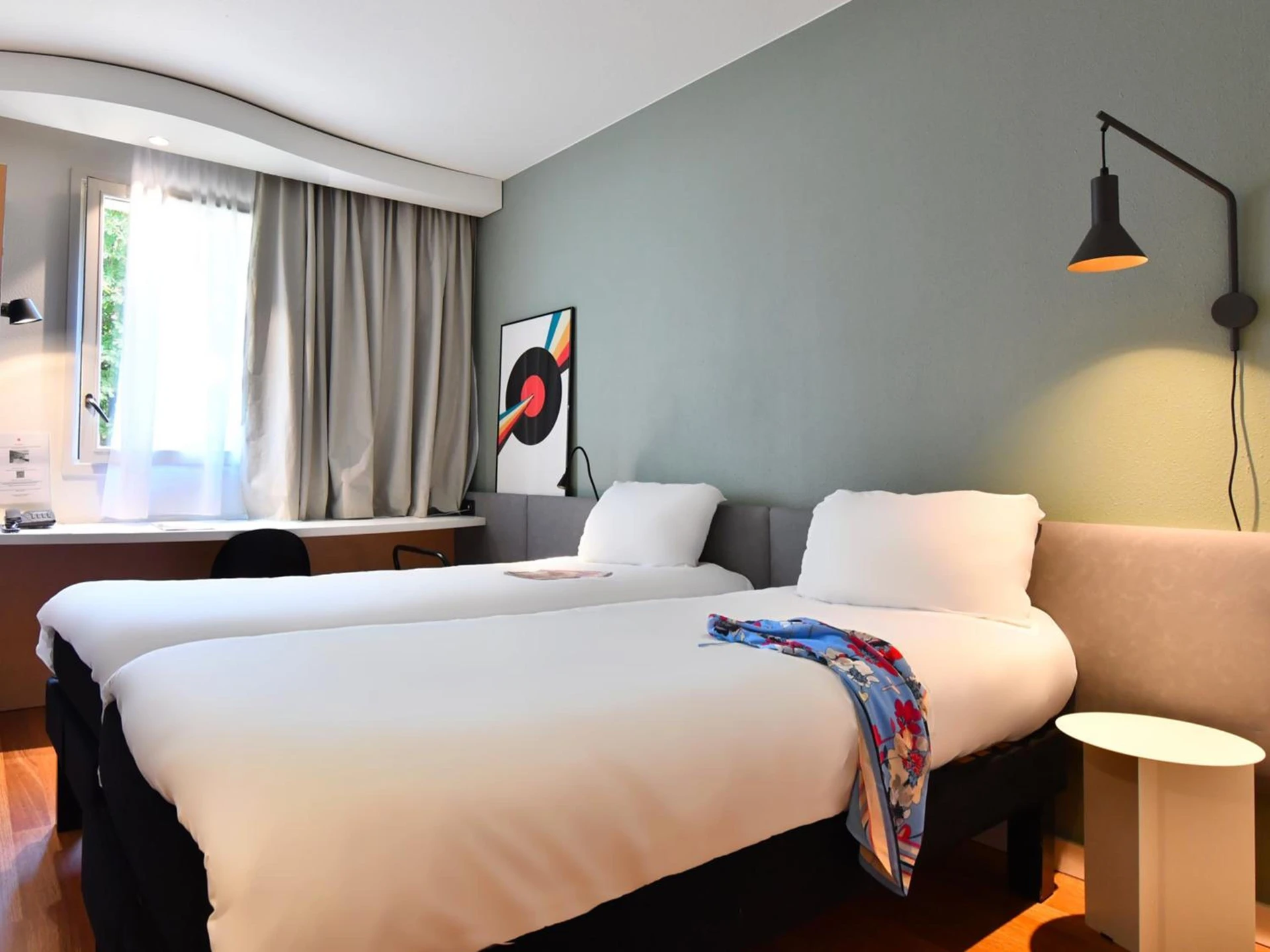 Chambre disponible pour un séminaire d'entreprise à ibis Maisons Laffitte - Maisons-Laffitte
