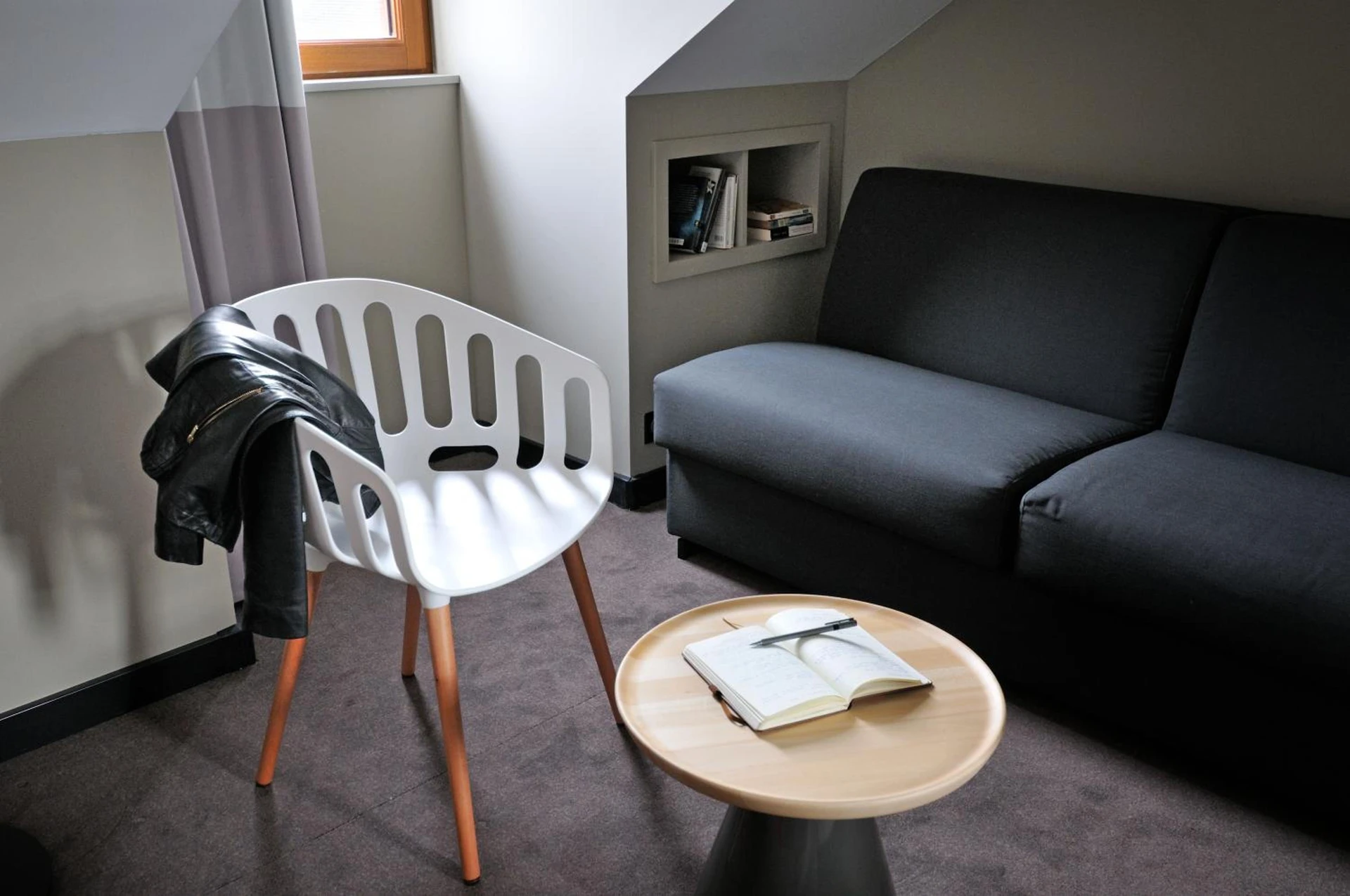 Chambre disponible pour un séminaire d'entreprise à ibis Maisons Laffitte - Maisons-Laffitte